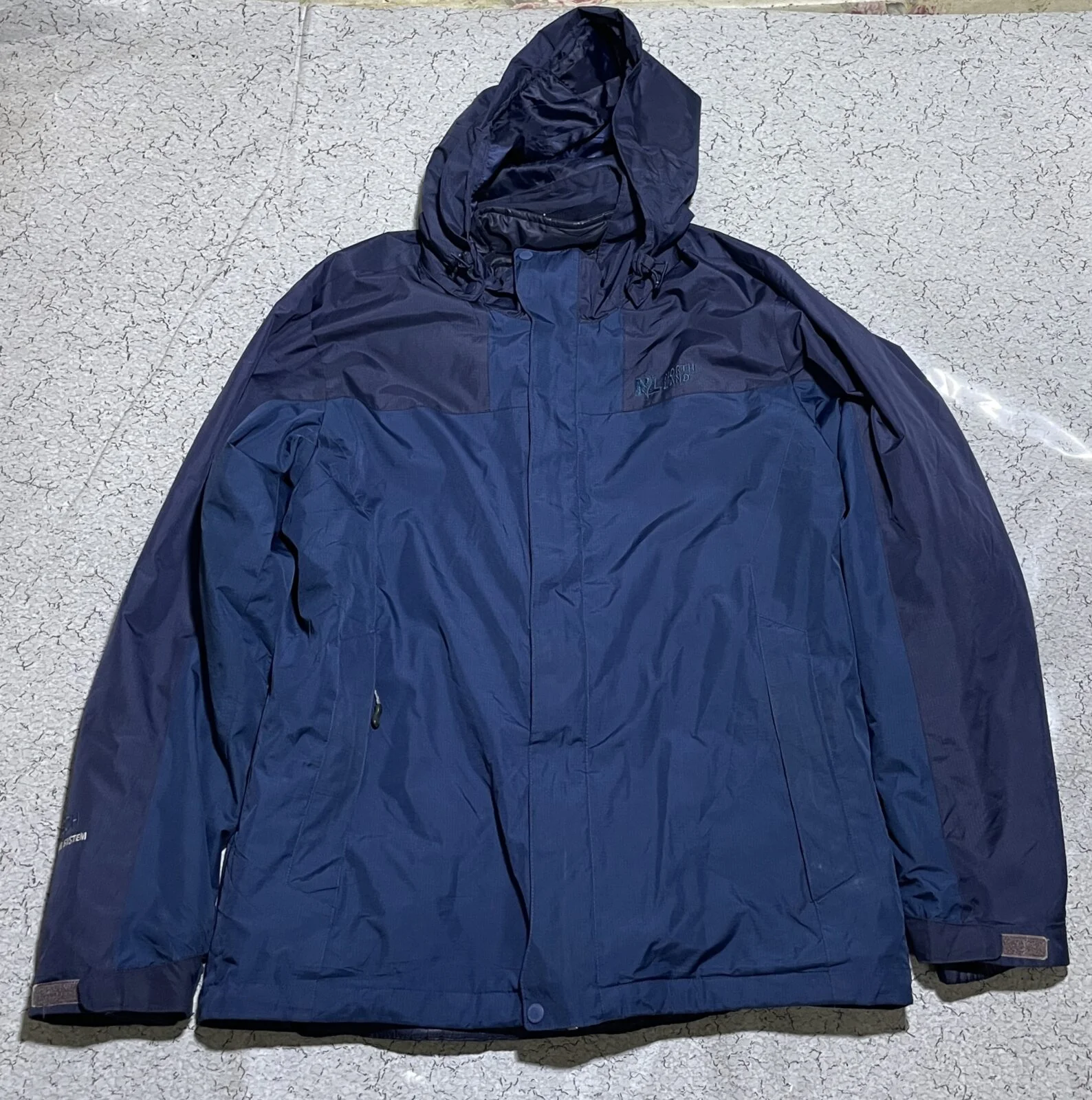 Blue Jacket alternate view