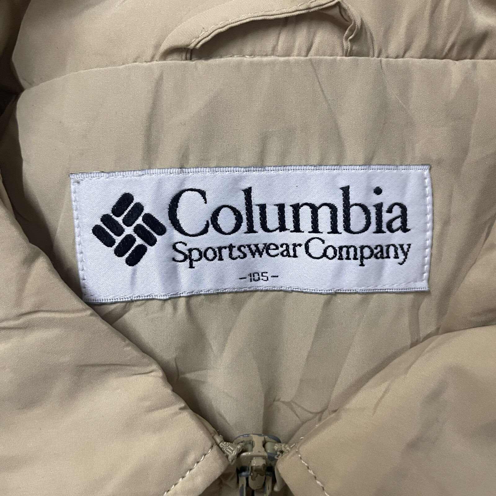 Columbia Beige Windbreaker Jacket detail view