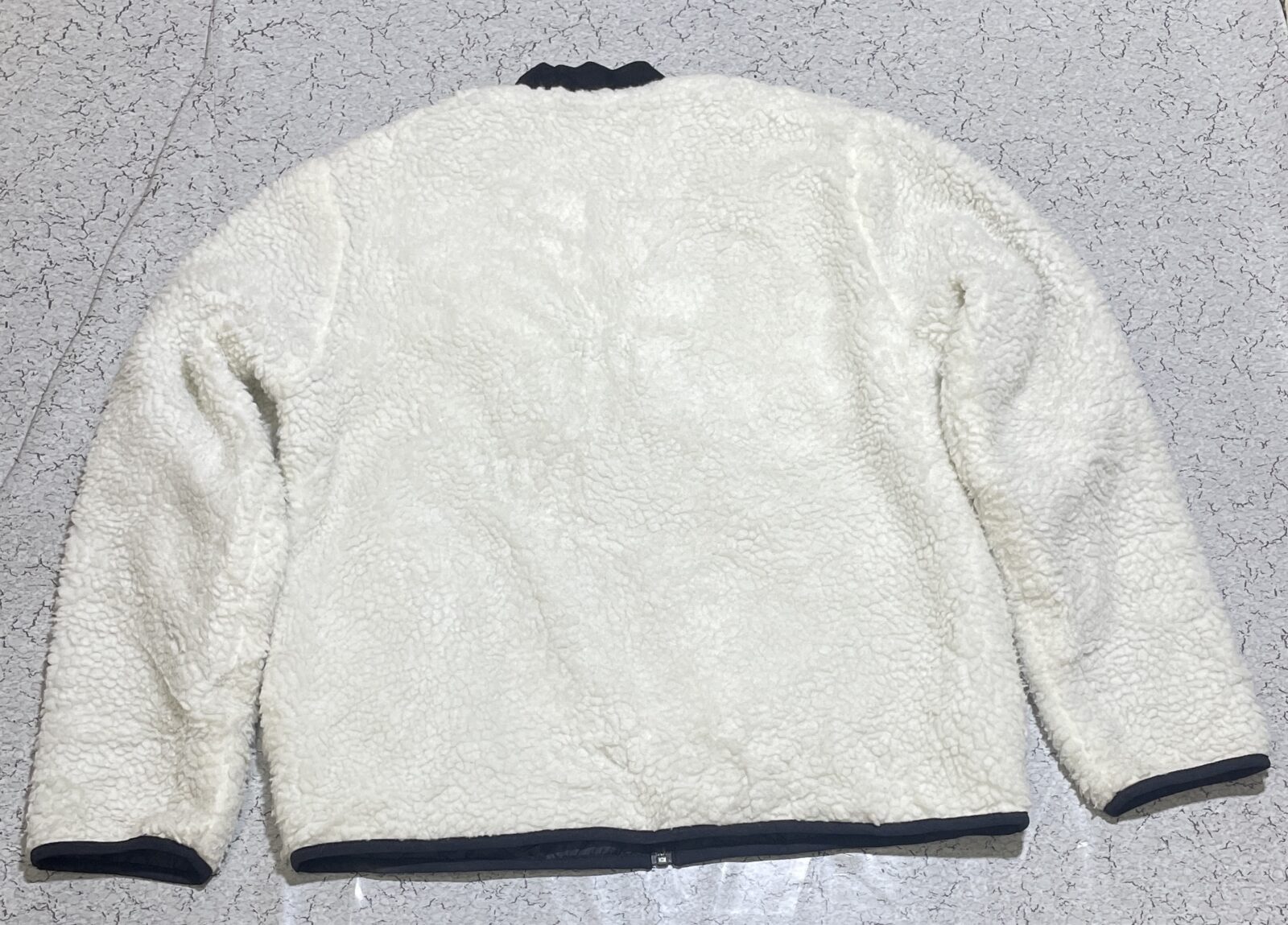 Carhartt White Jacket detail view