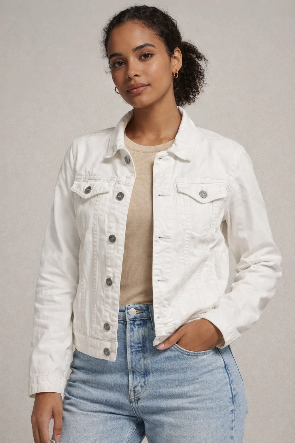 GAP White Jeans front view