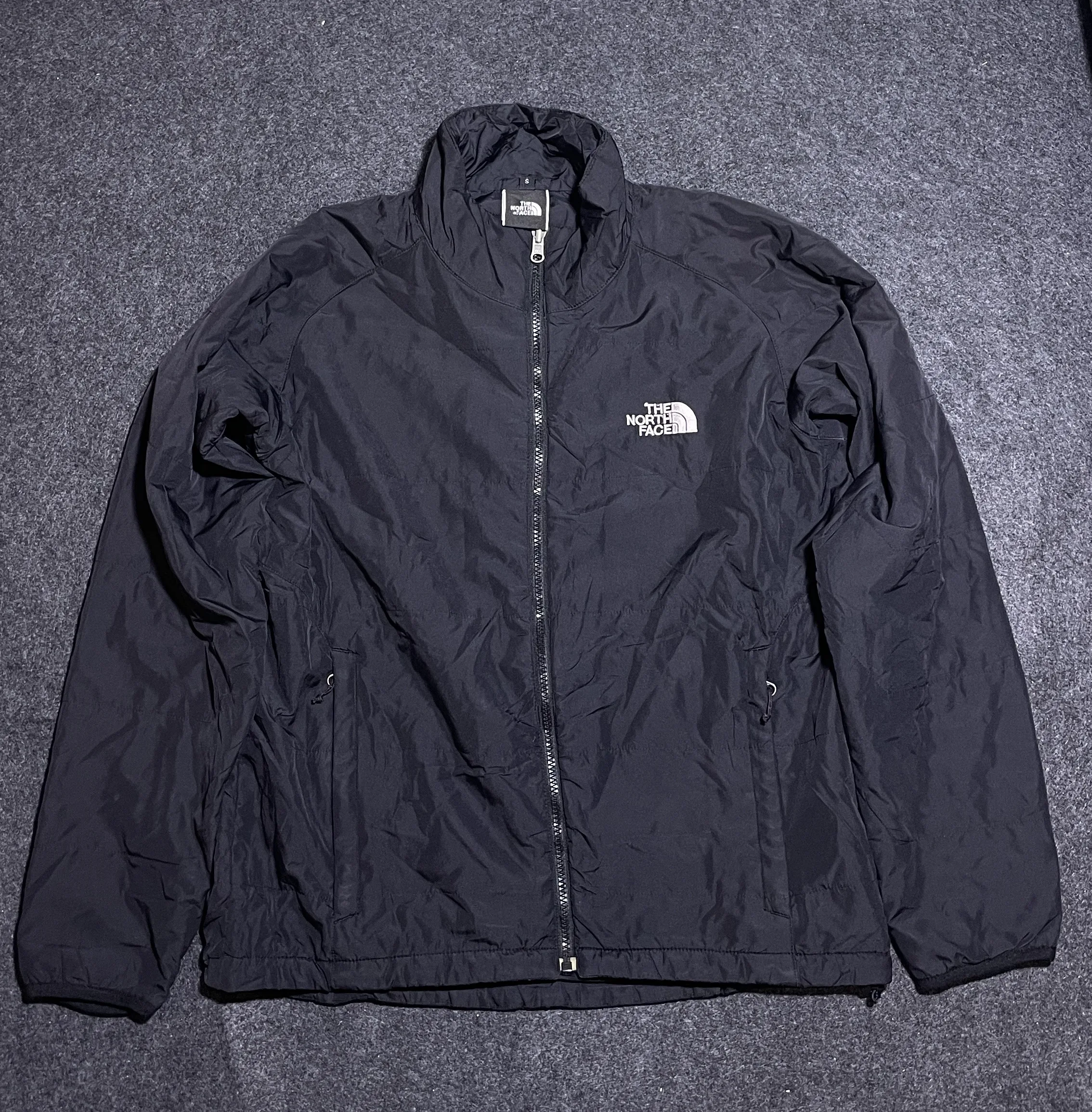 The North Face Black Puffer Jacket alternate view