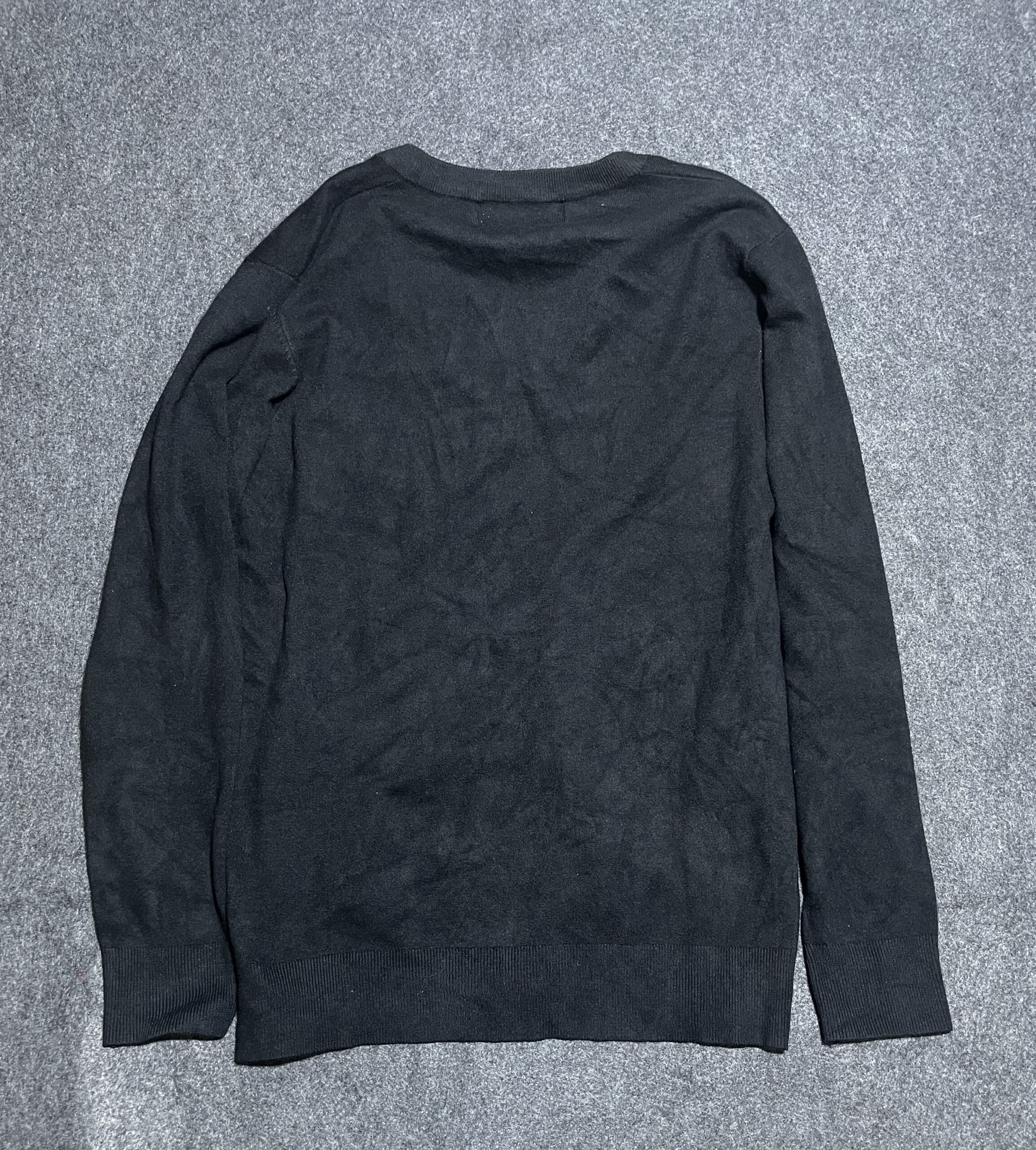 Black Sweater detail view