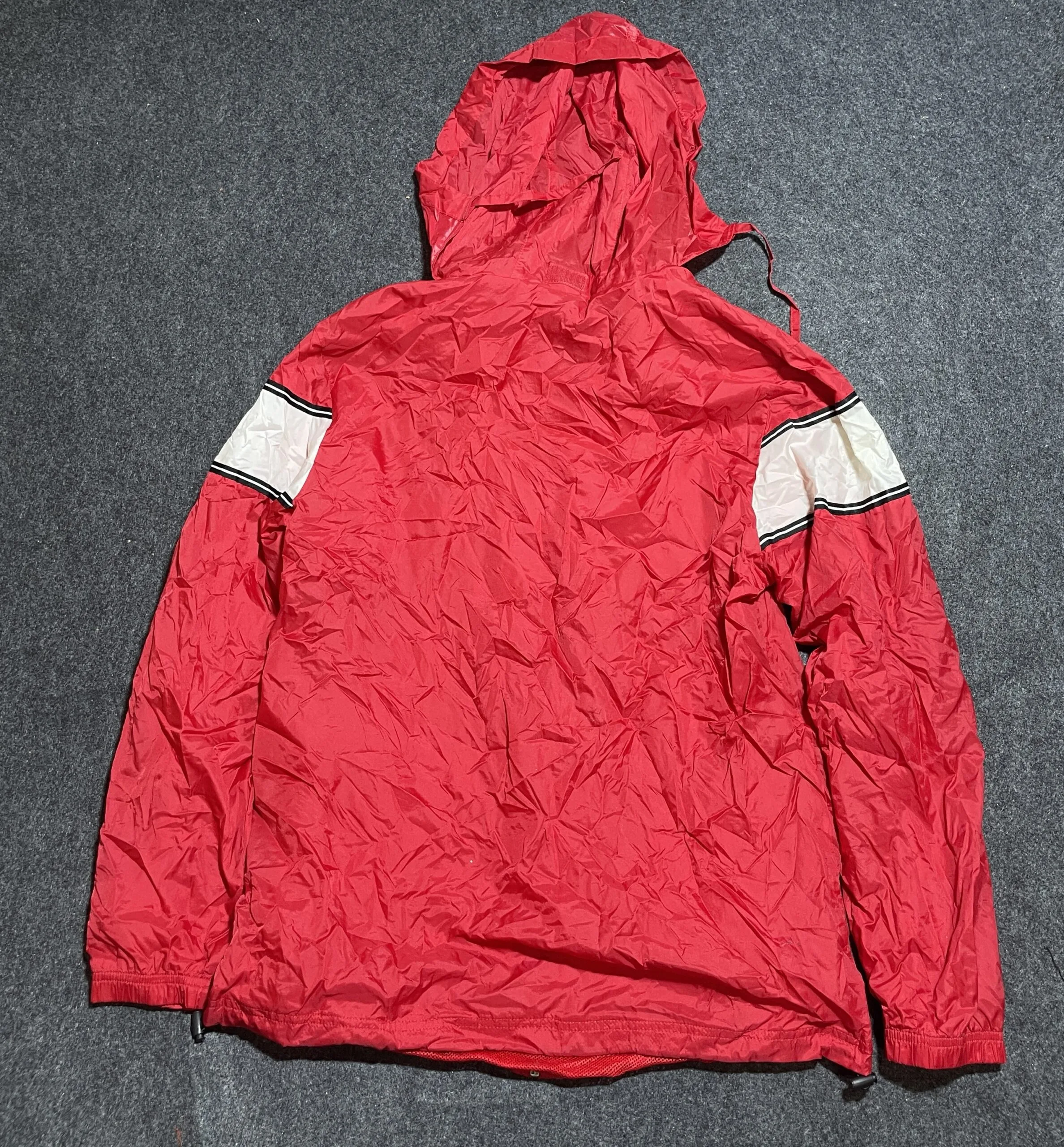 Red simple alternate view