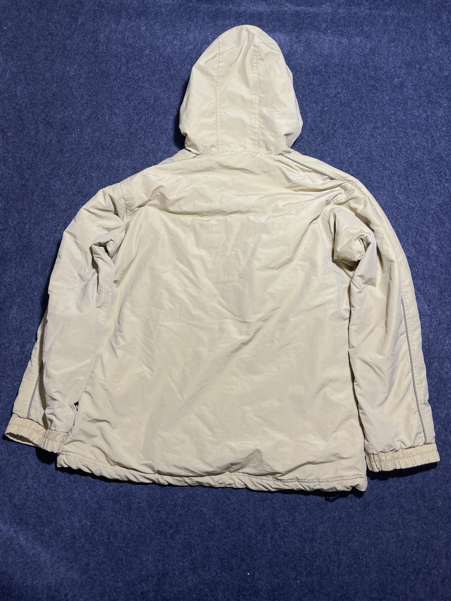 Columbia Yellow Jacket detail view