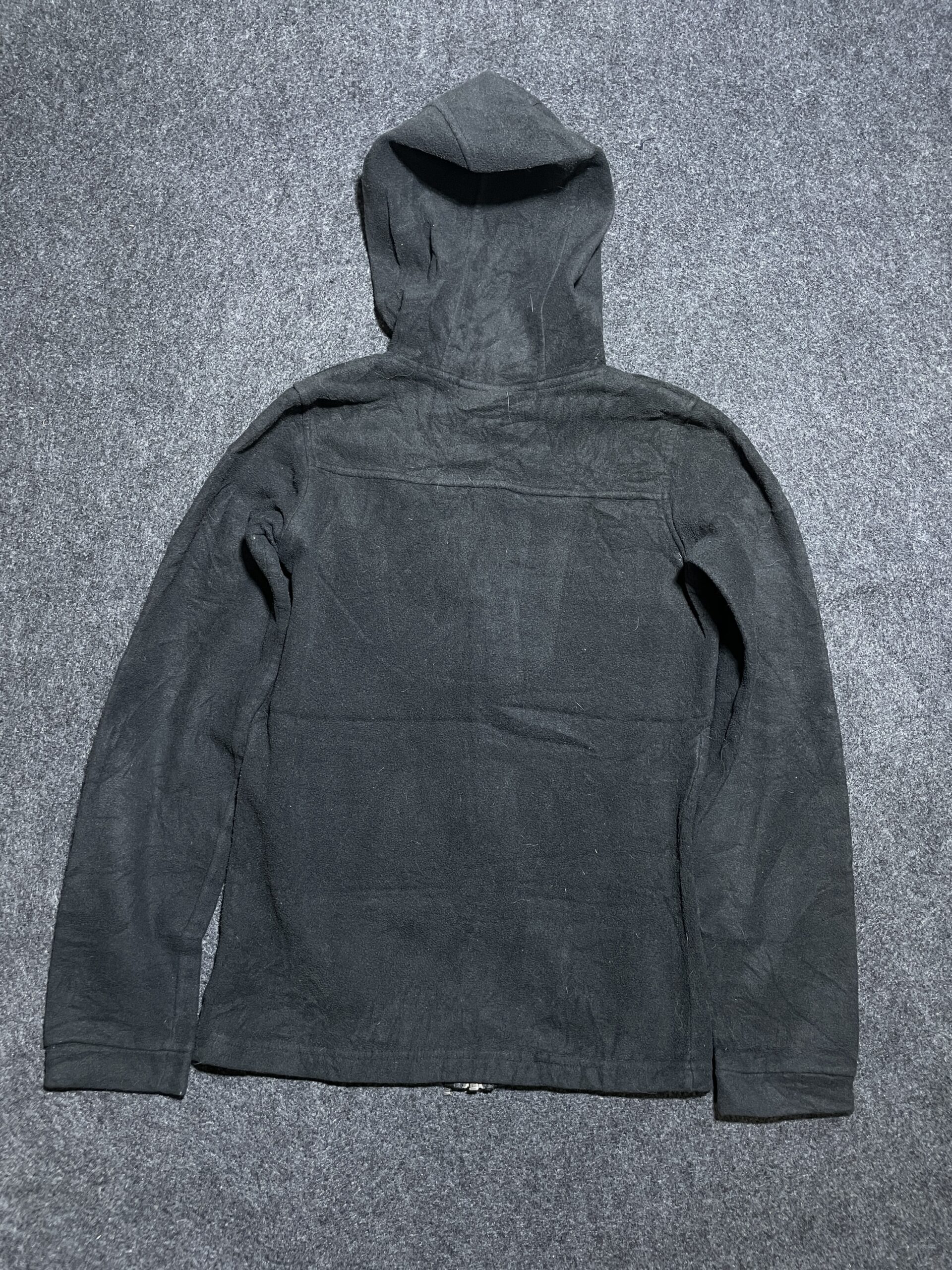 Columbia Black Fleece Jacket detail view