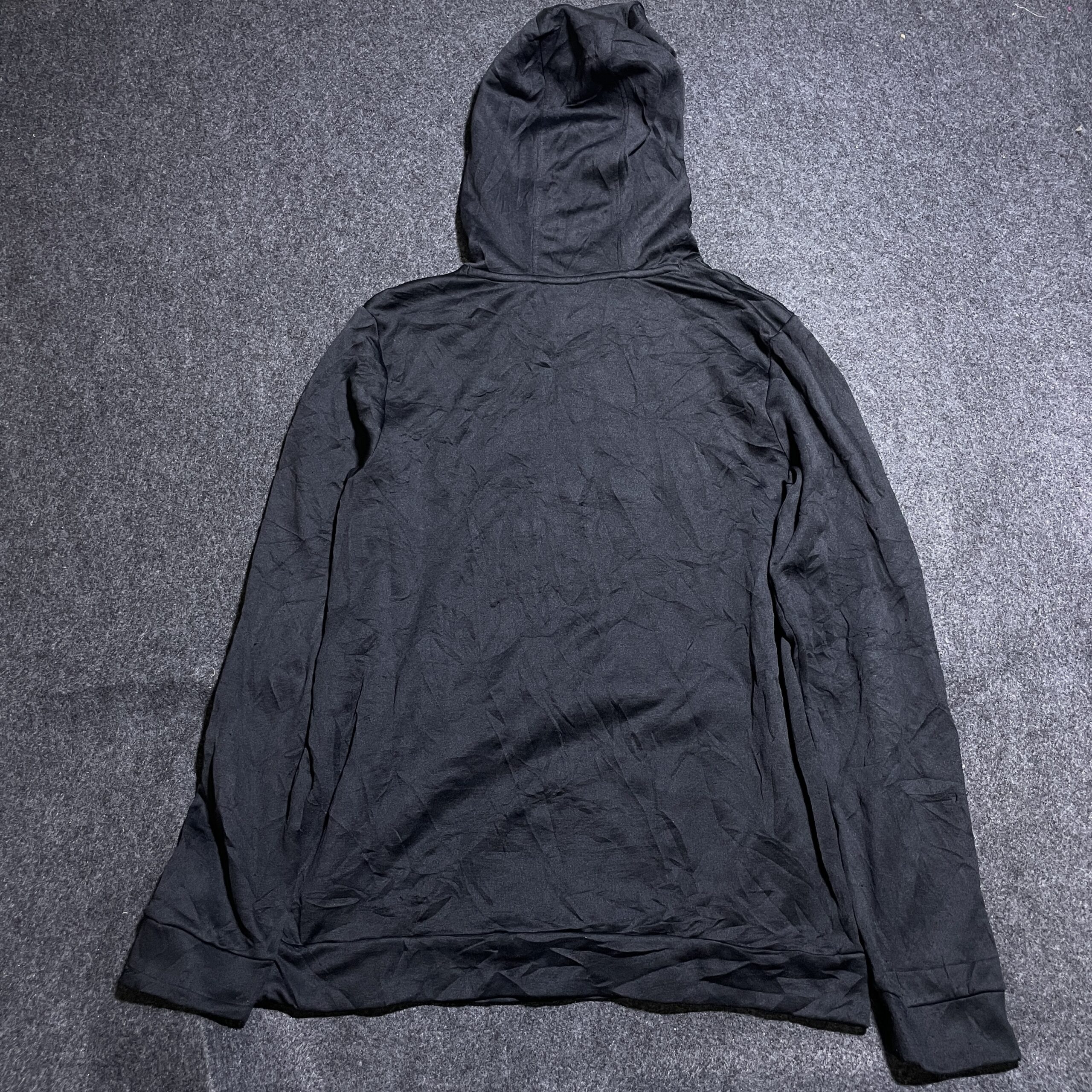 Under Armour Black T-Shirt detail view