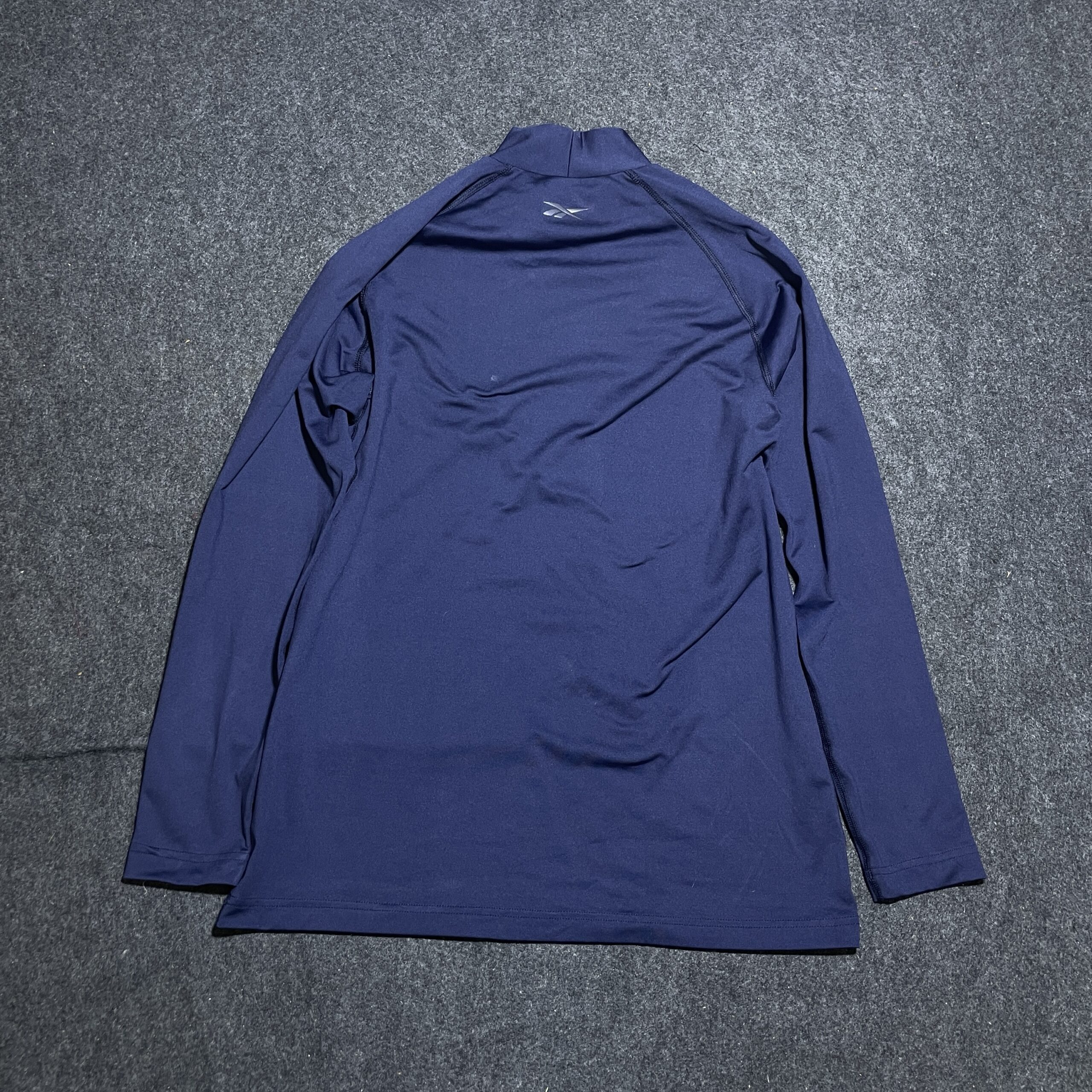 Reebok Navy simple detail view