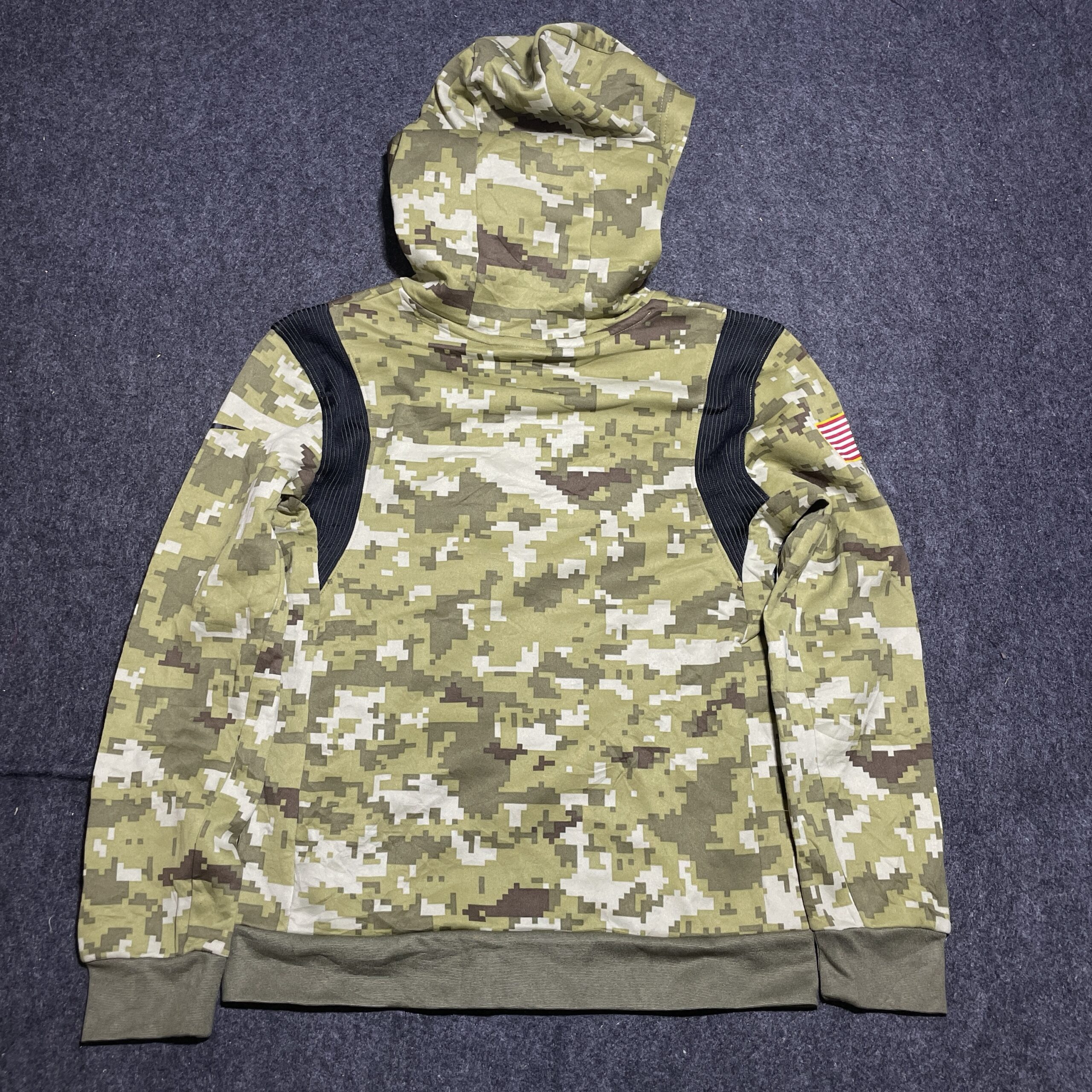 Nike Hoodie detail view
