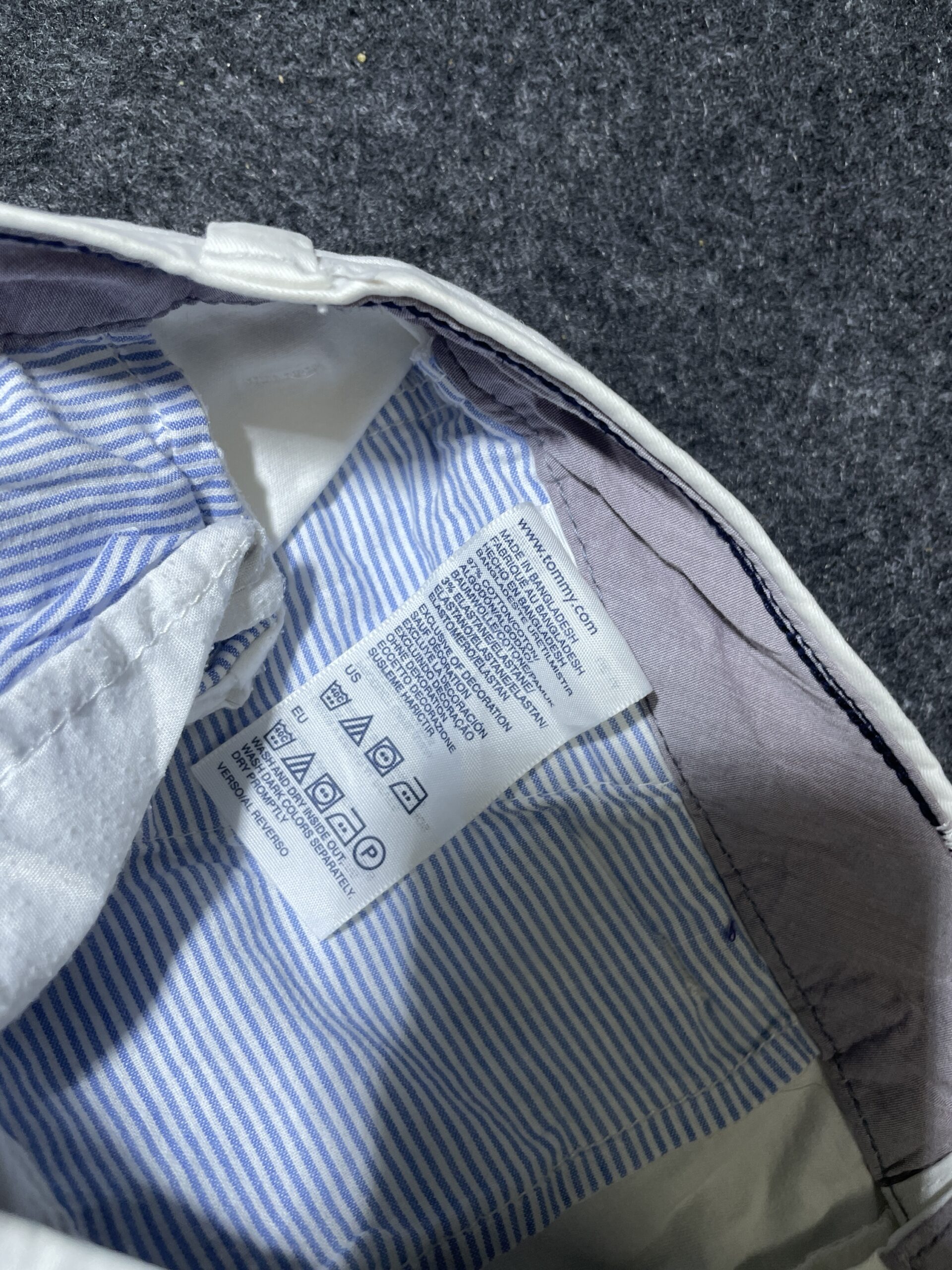 Tommy Hilfiger White Pants back view