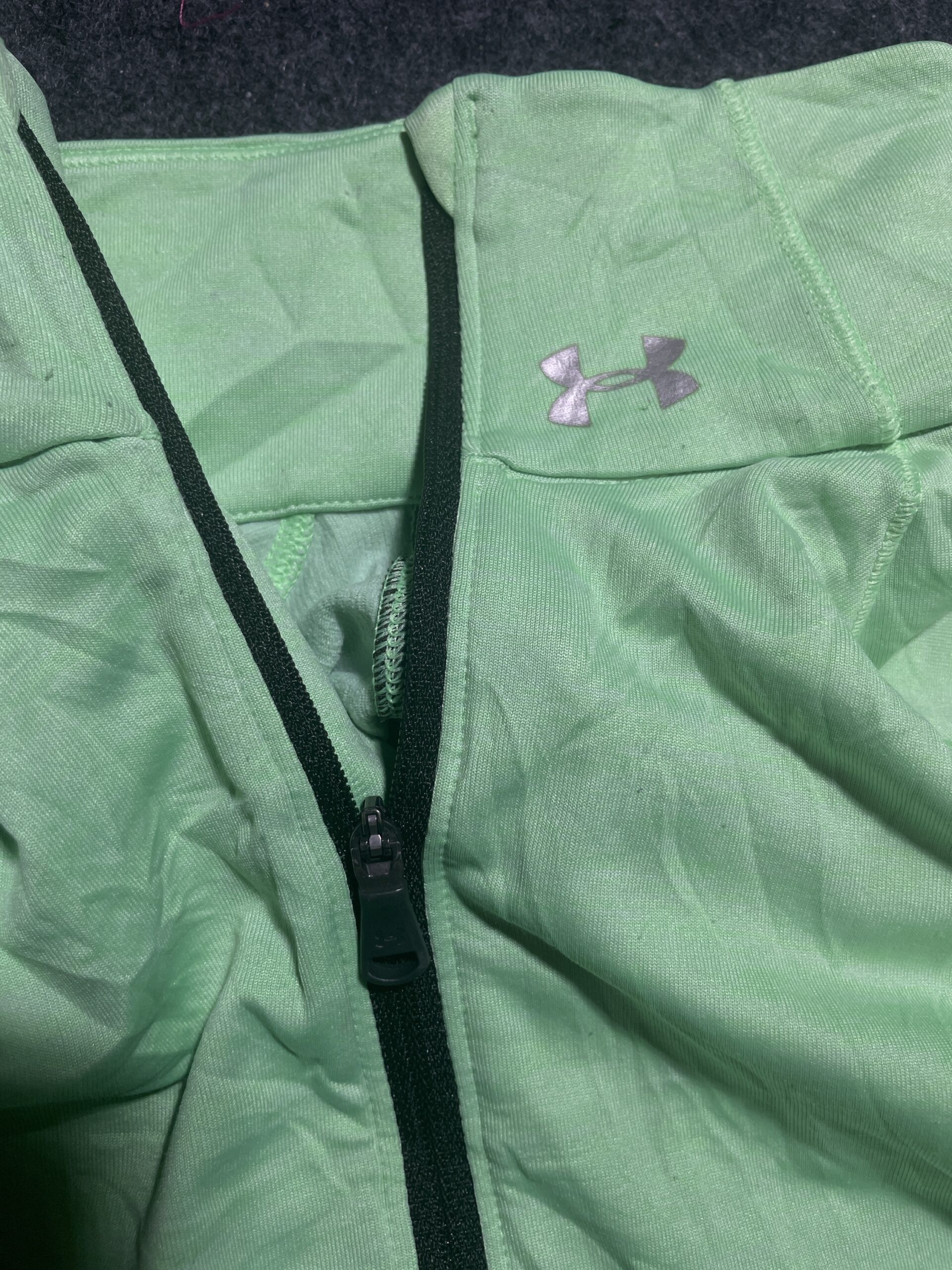 Under Armour Green T-Shirt detail view