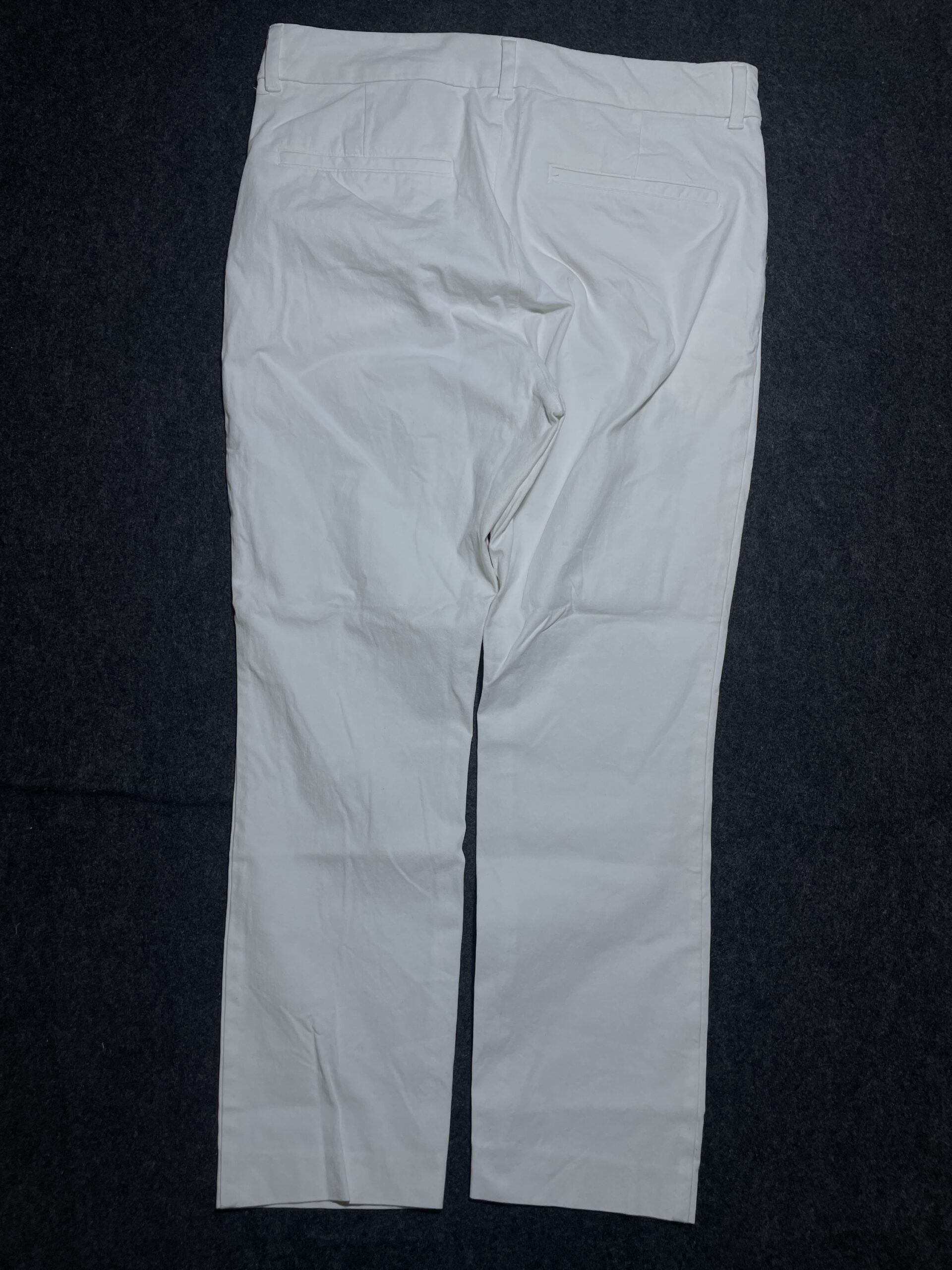 Old Navy White Trousers detail view
