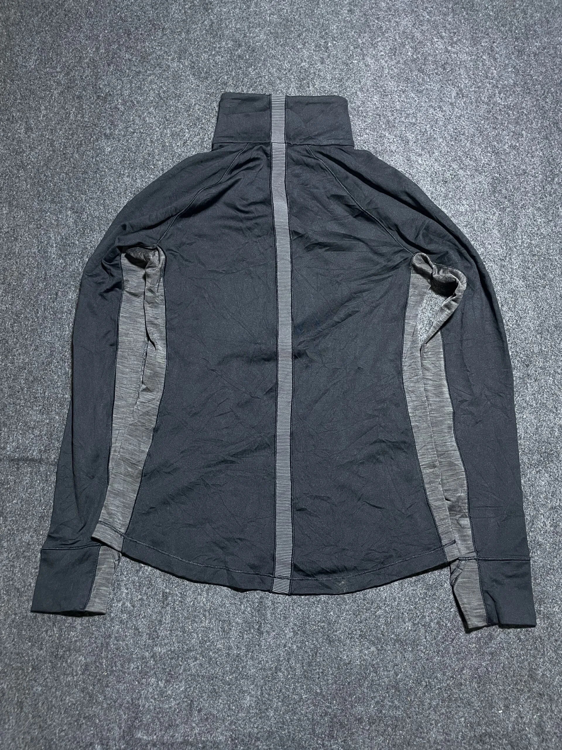Under Armour Black T-Shirt alternate view