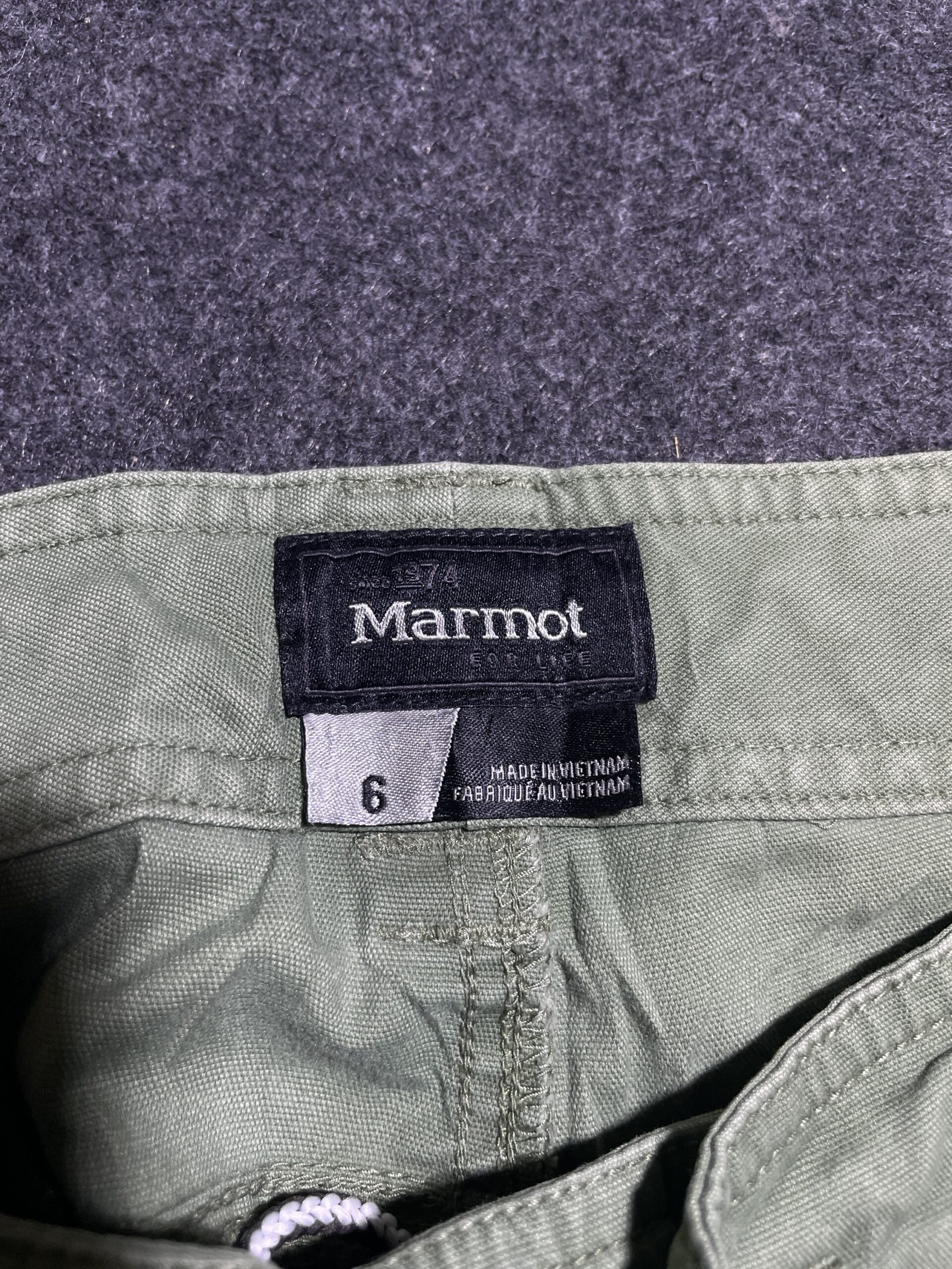Green Trousers detail view