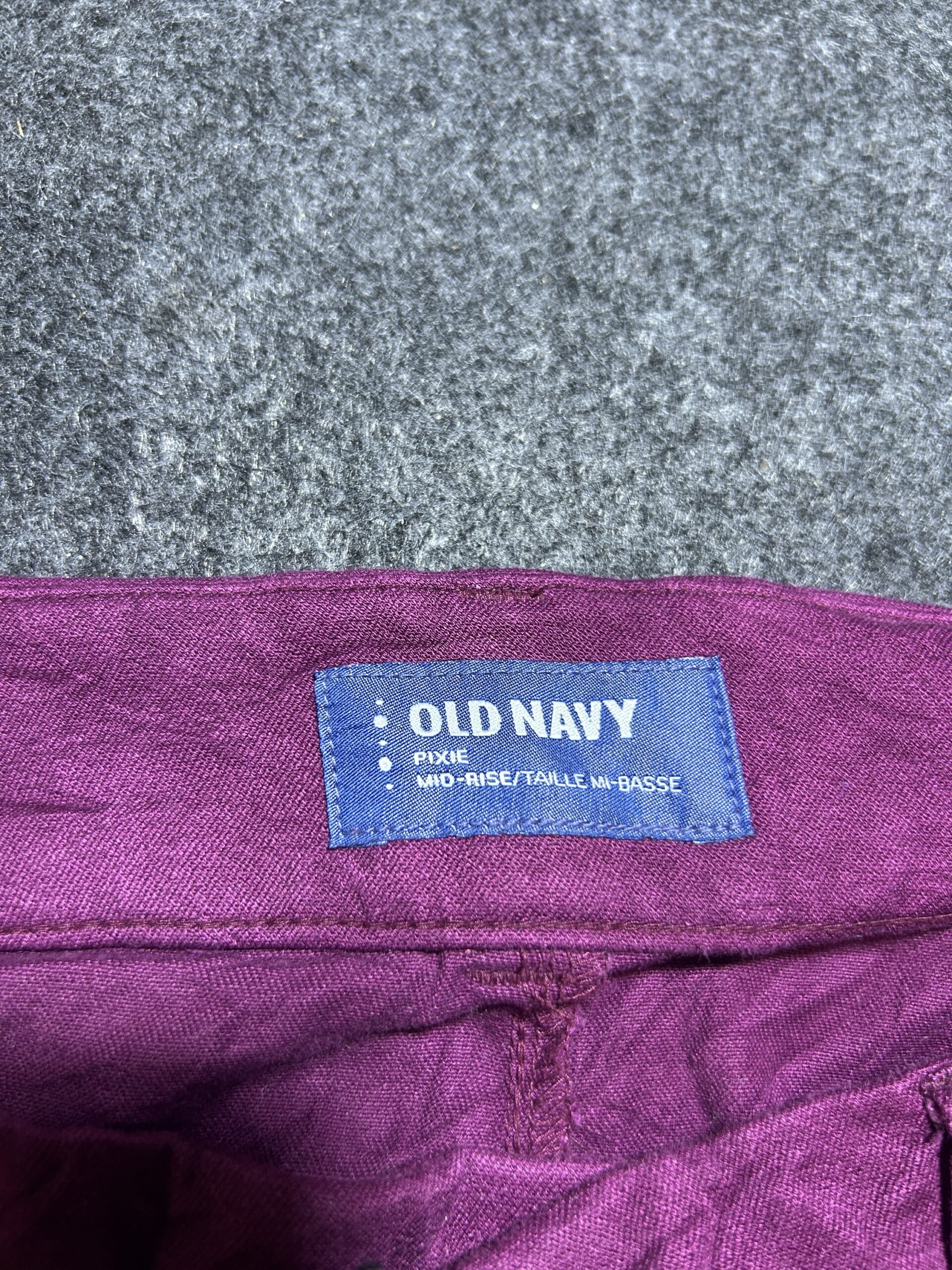 Old Navy Navy Trousers back view