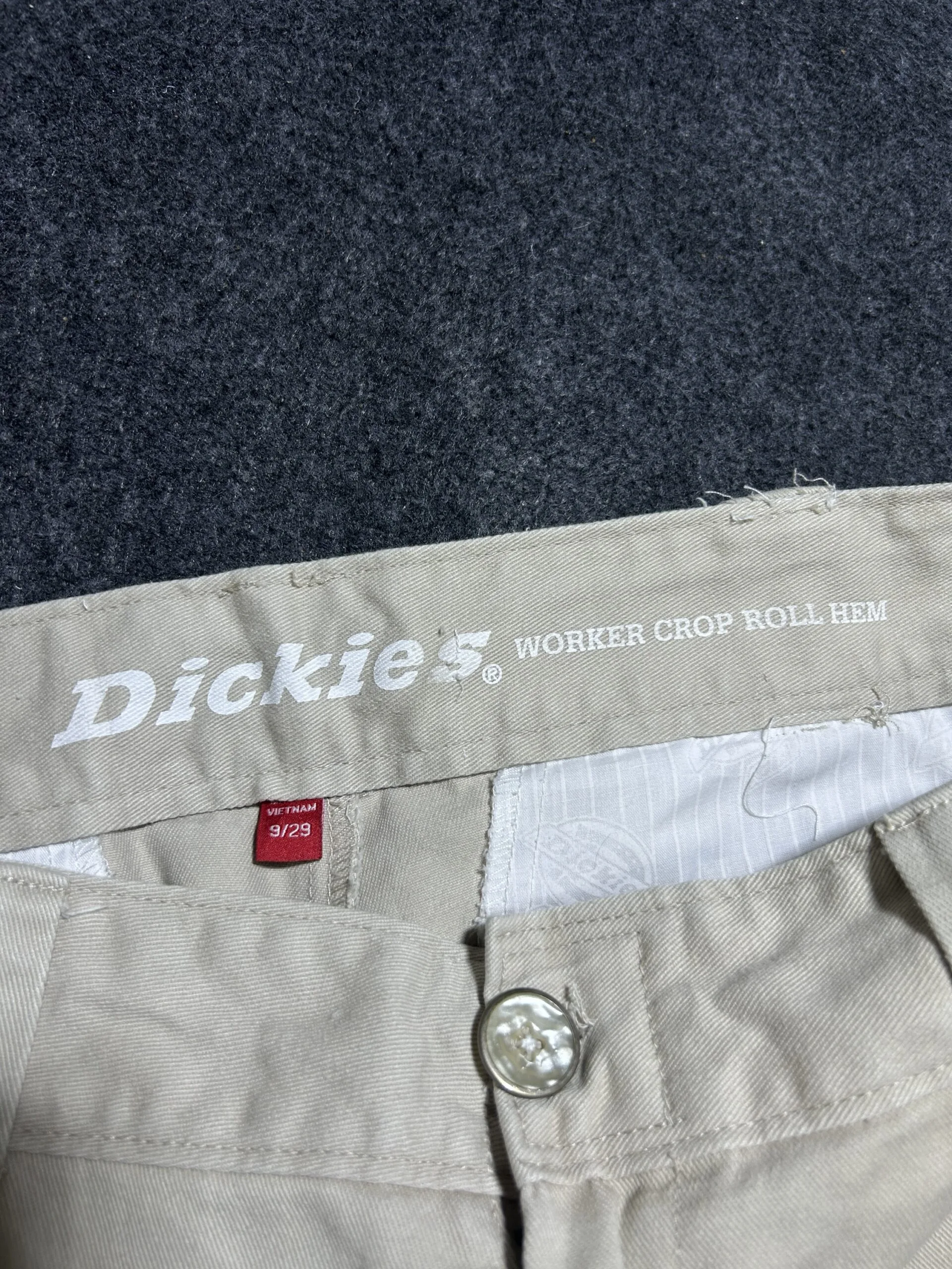 Dickies Beige Jeans detail view