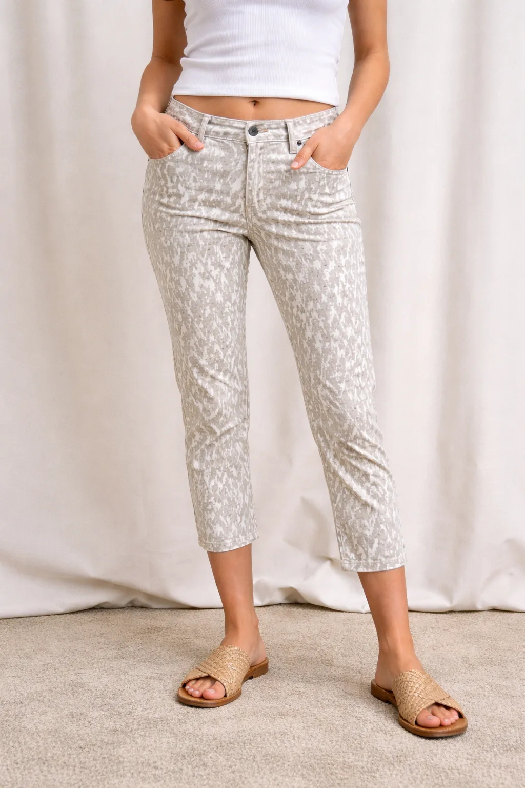 Beige Jeans front view