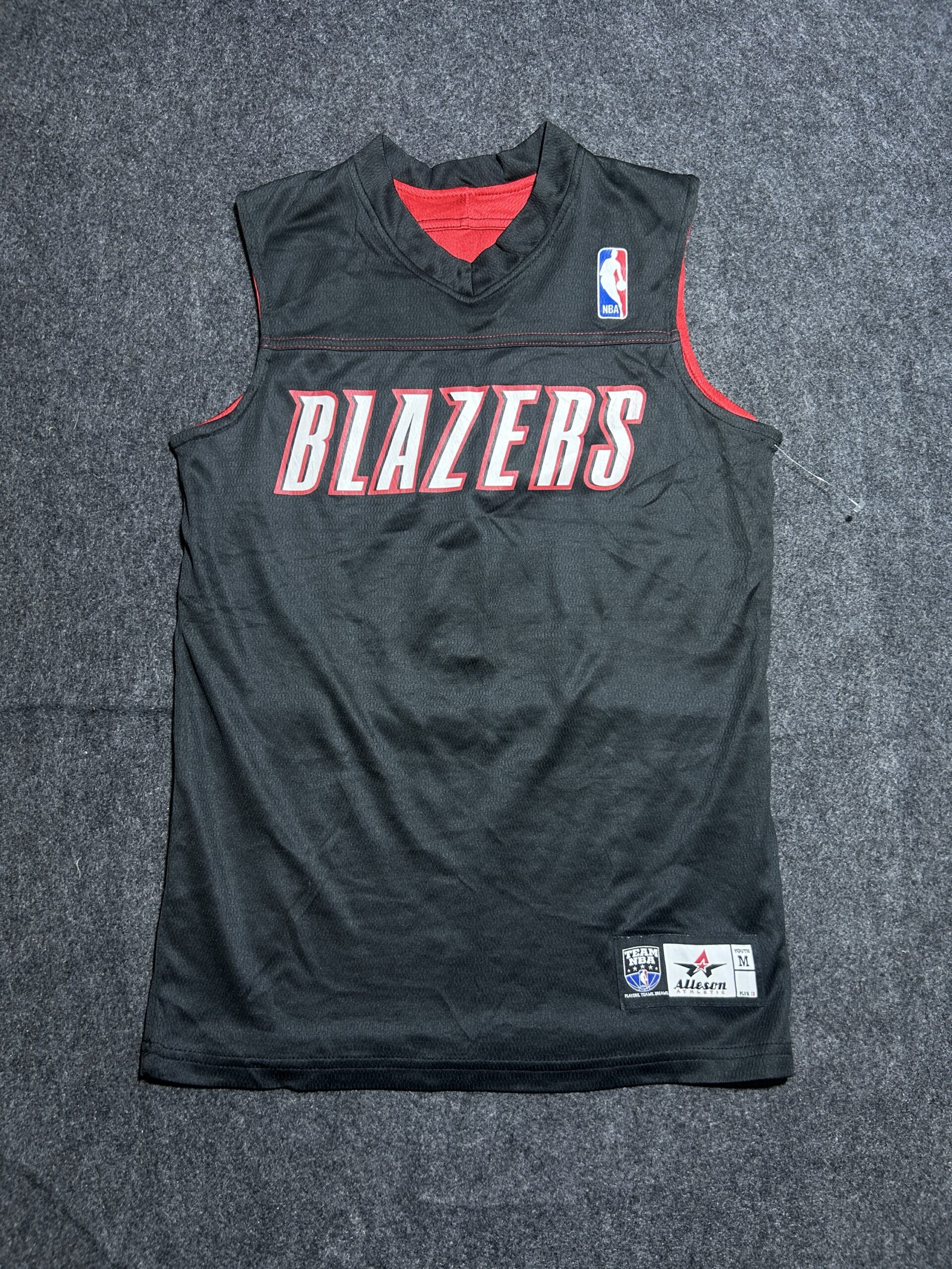 Black Jersey detail view