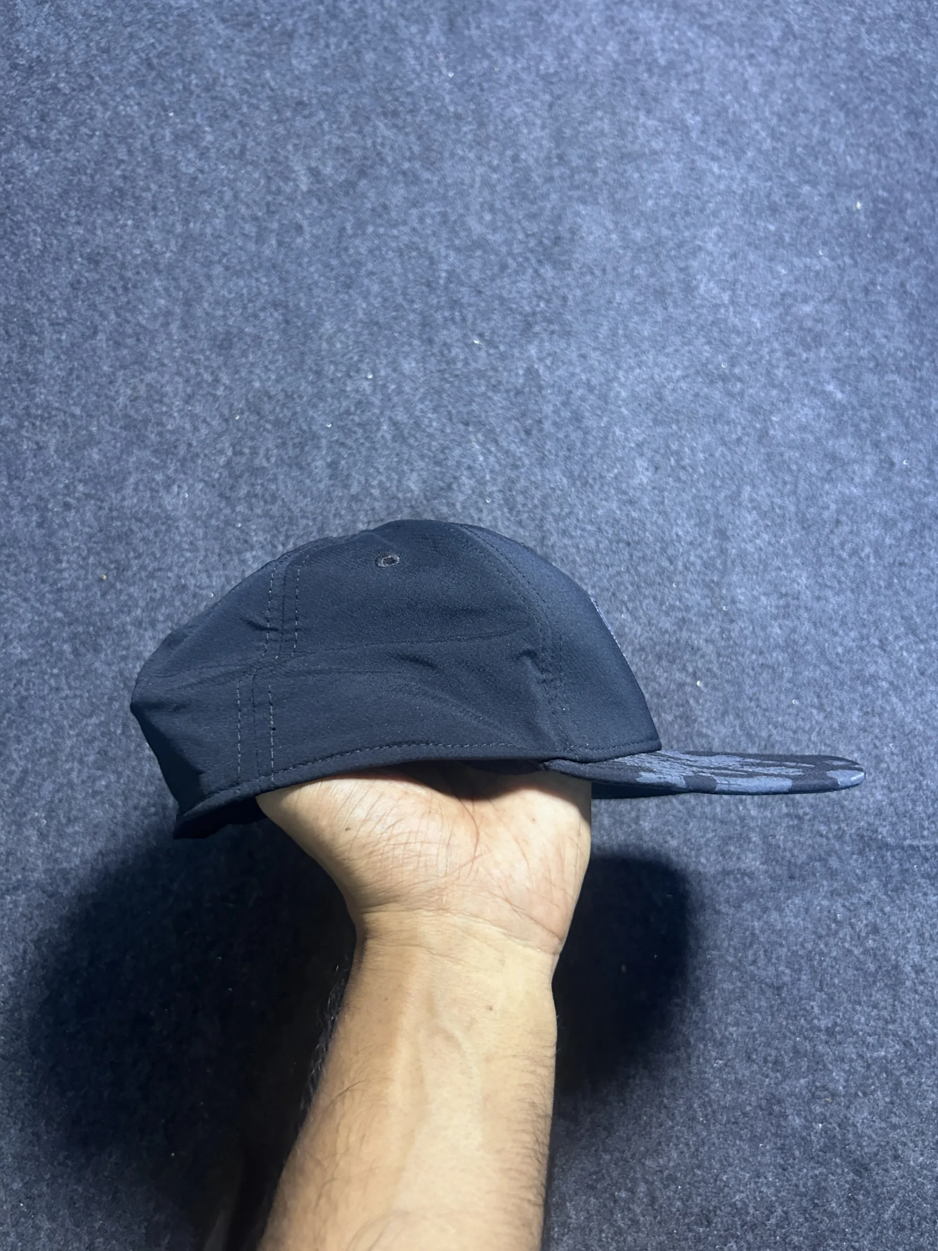Under Armour Black simple detail view