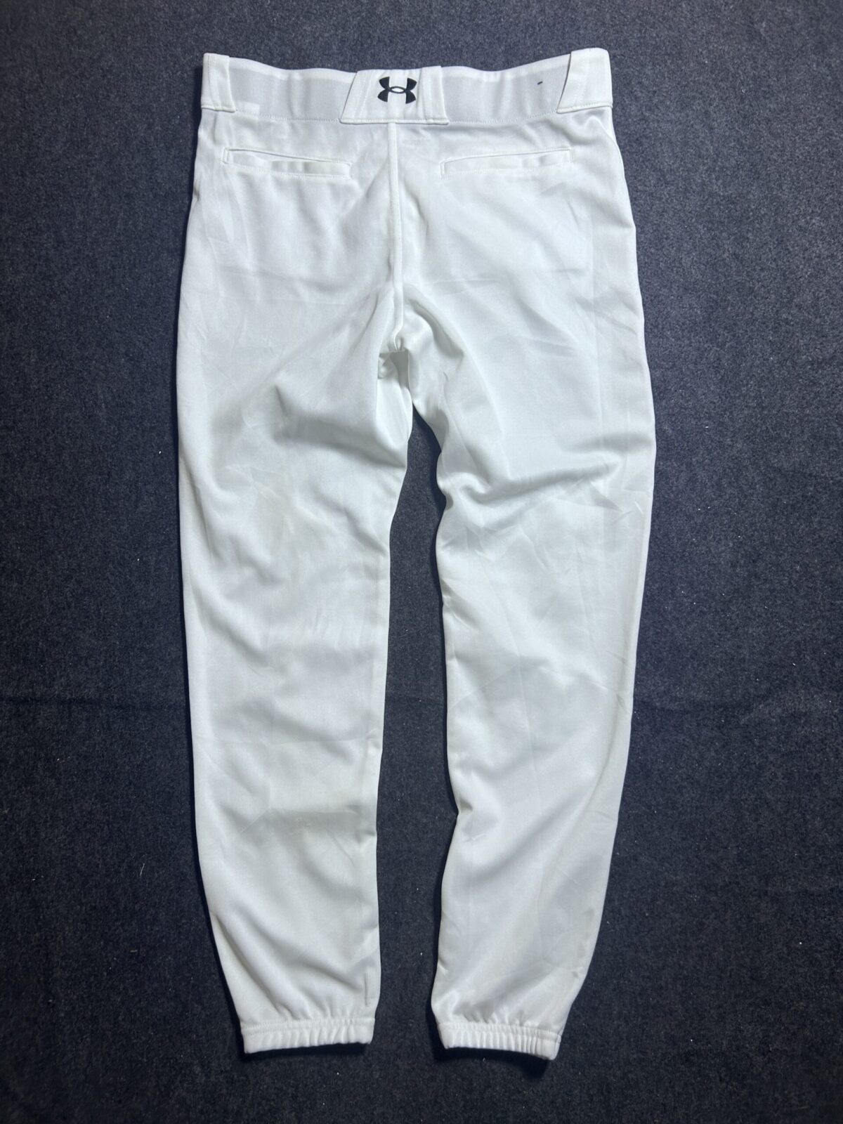 Under Armour White Pants detail view