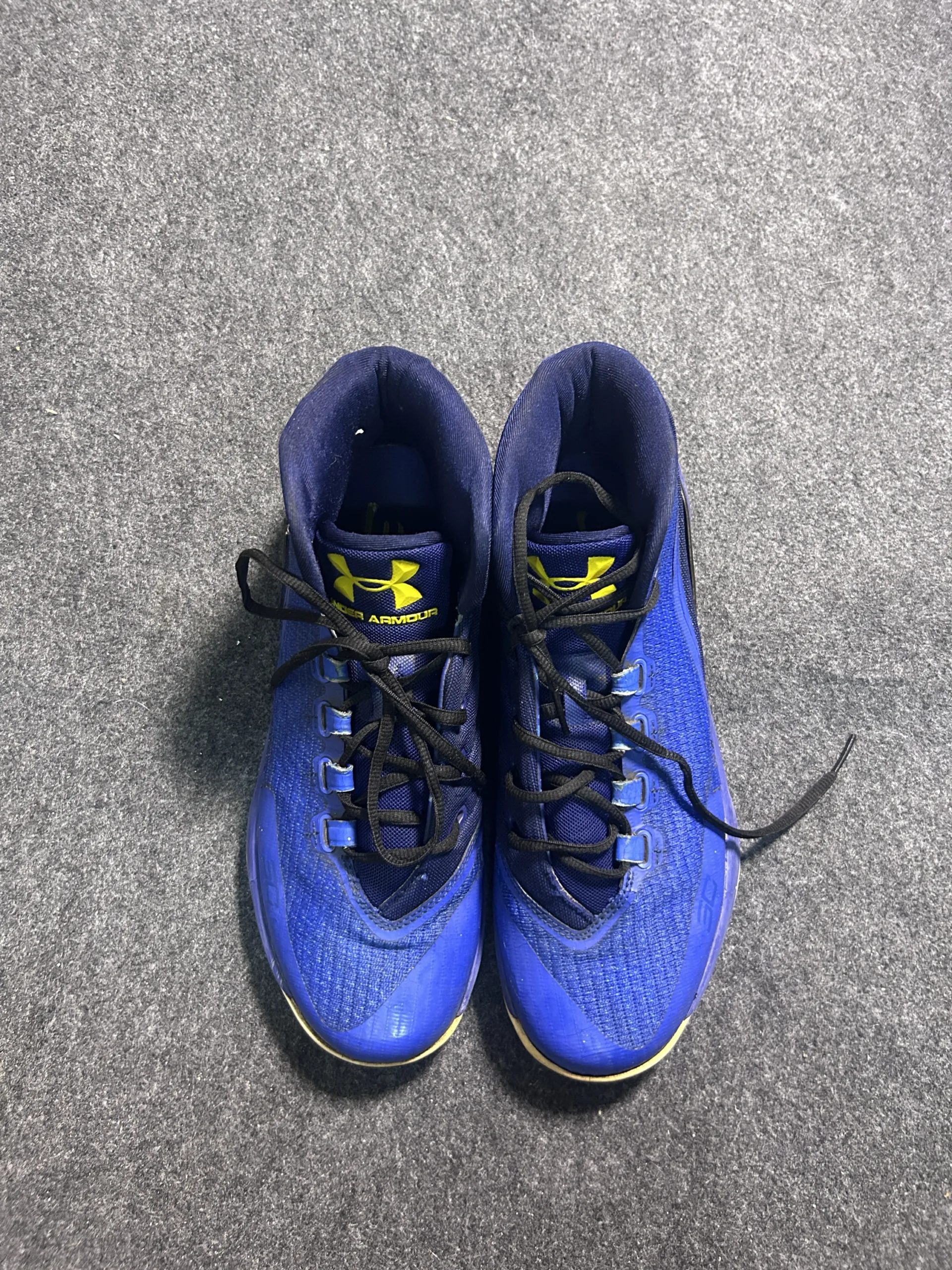 Under Armour Blue simple detail view