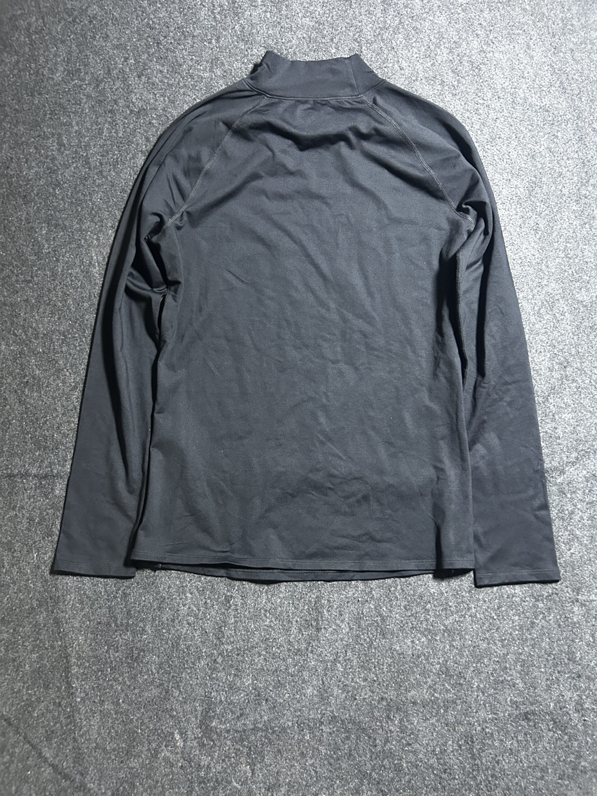 Under Armour Black simple detail view