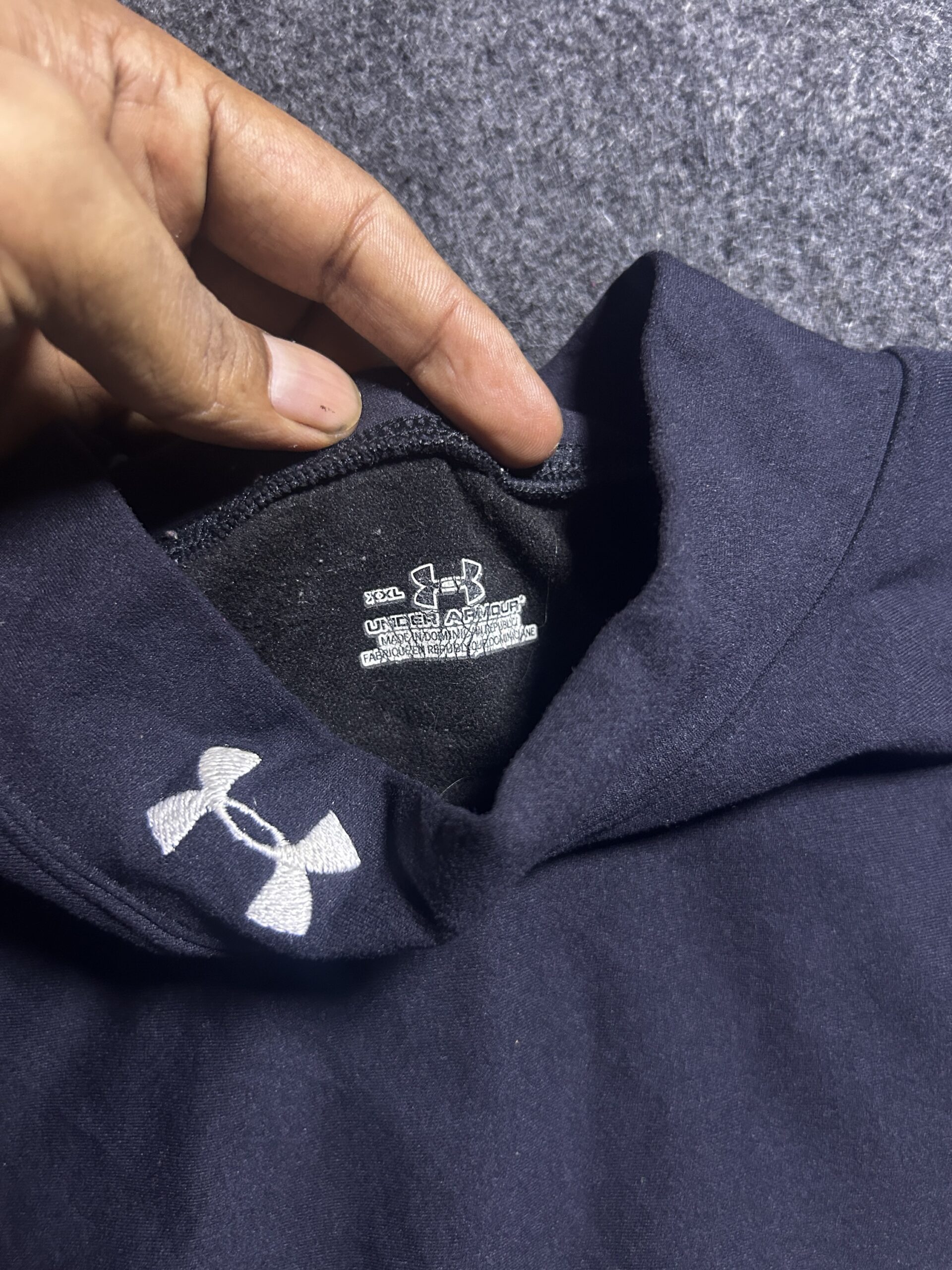 Under Armour Black T-Shirt back view
