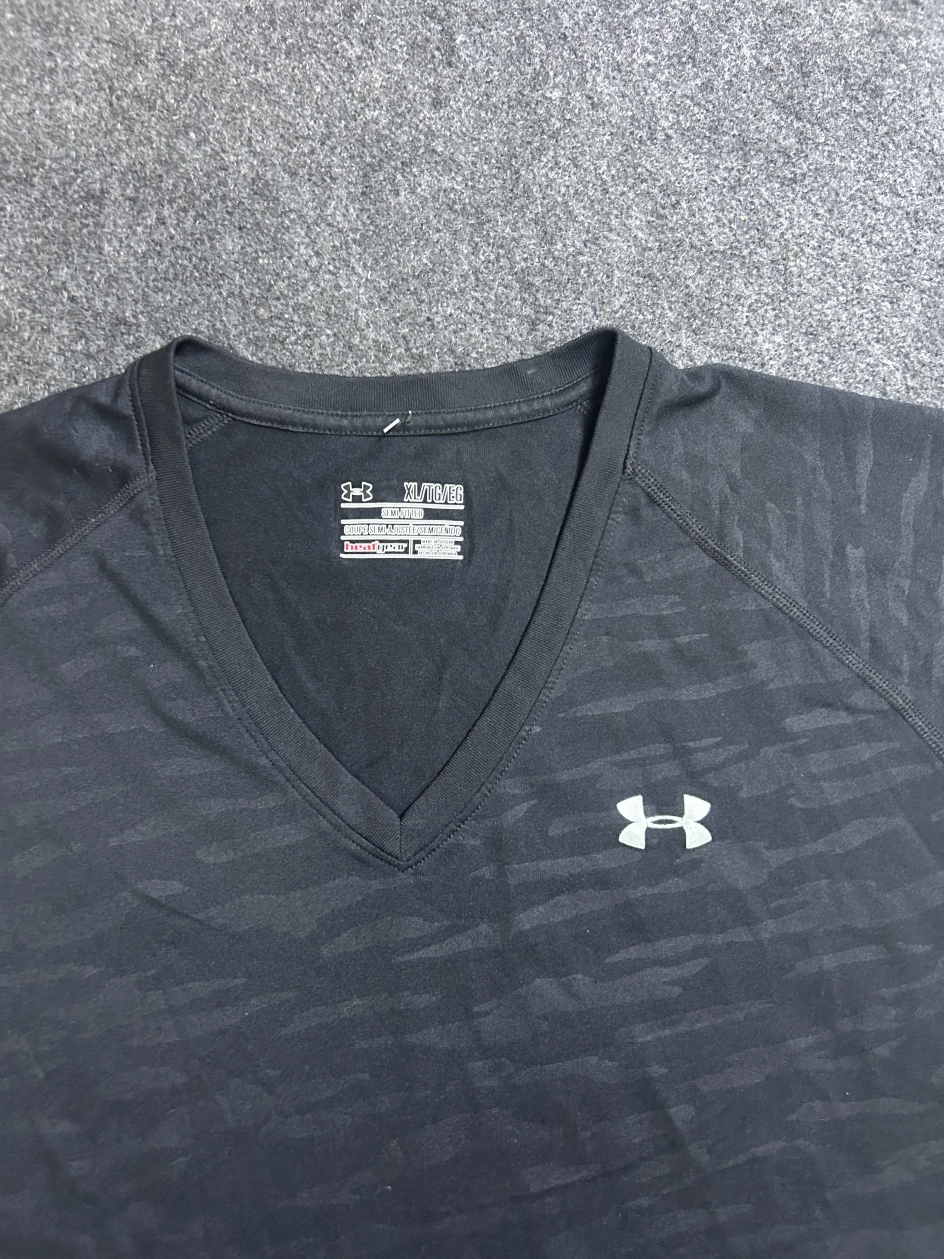 Under Armour Black T-Shirt detail view