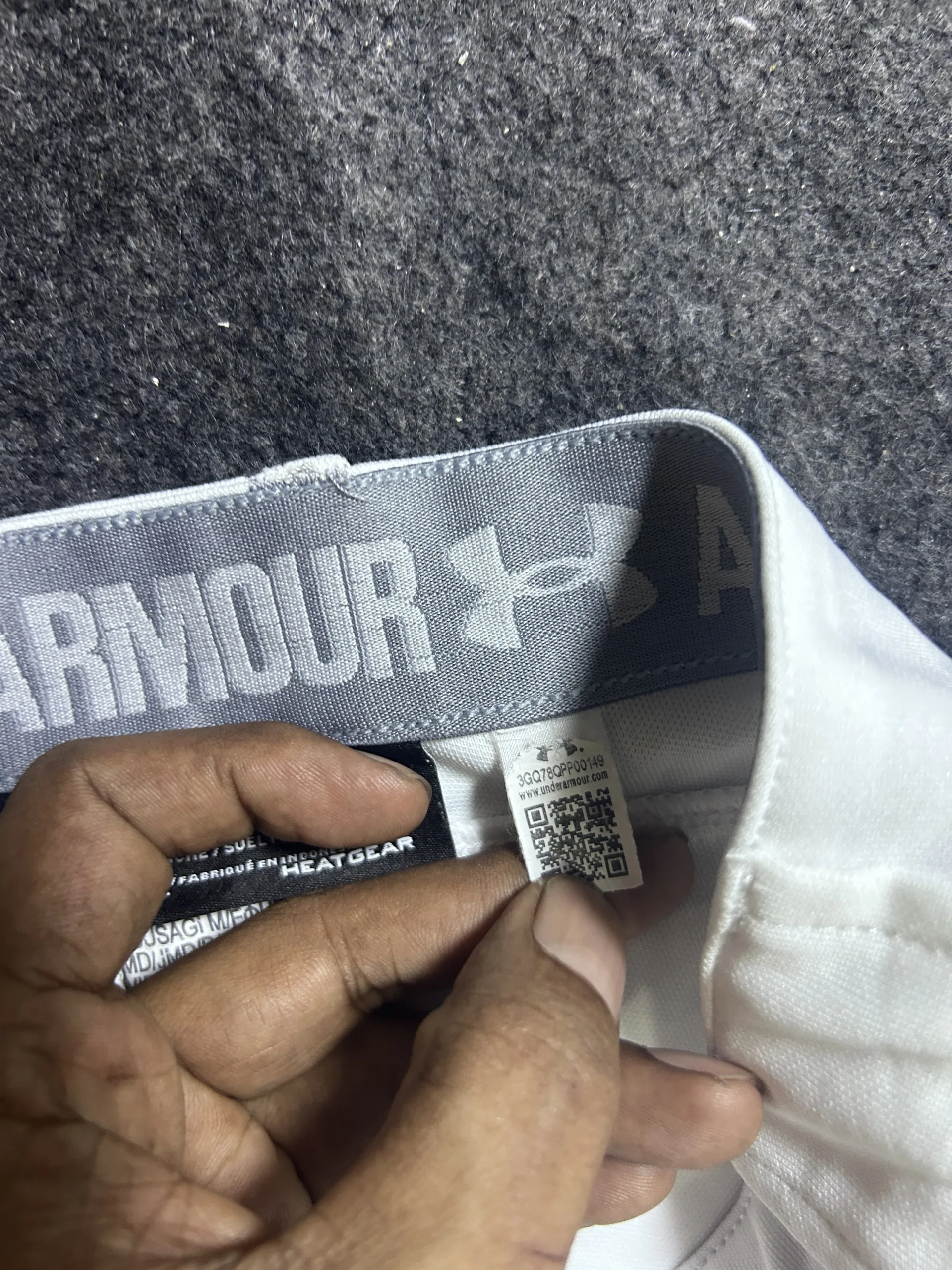 Under Armour White Shorts detail view