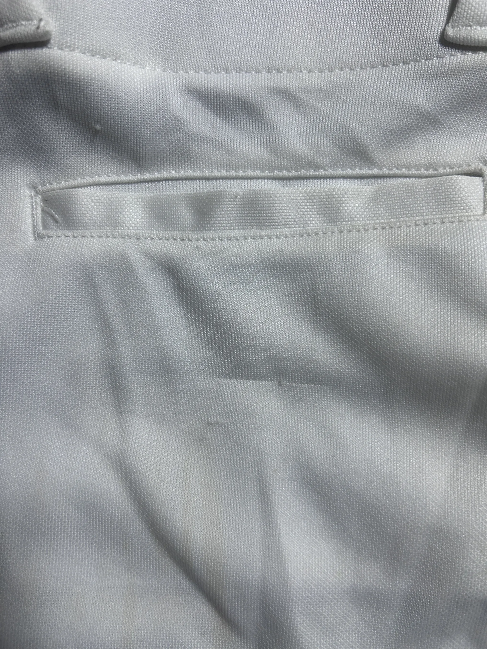 Under Armour White Shorts detail view