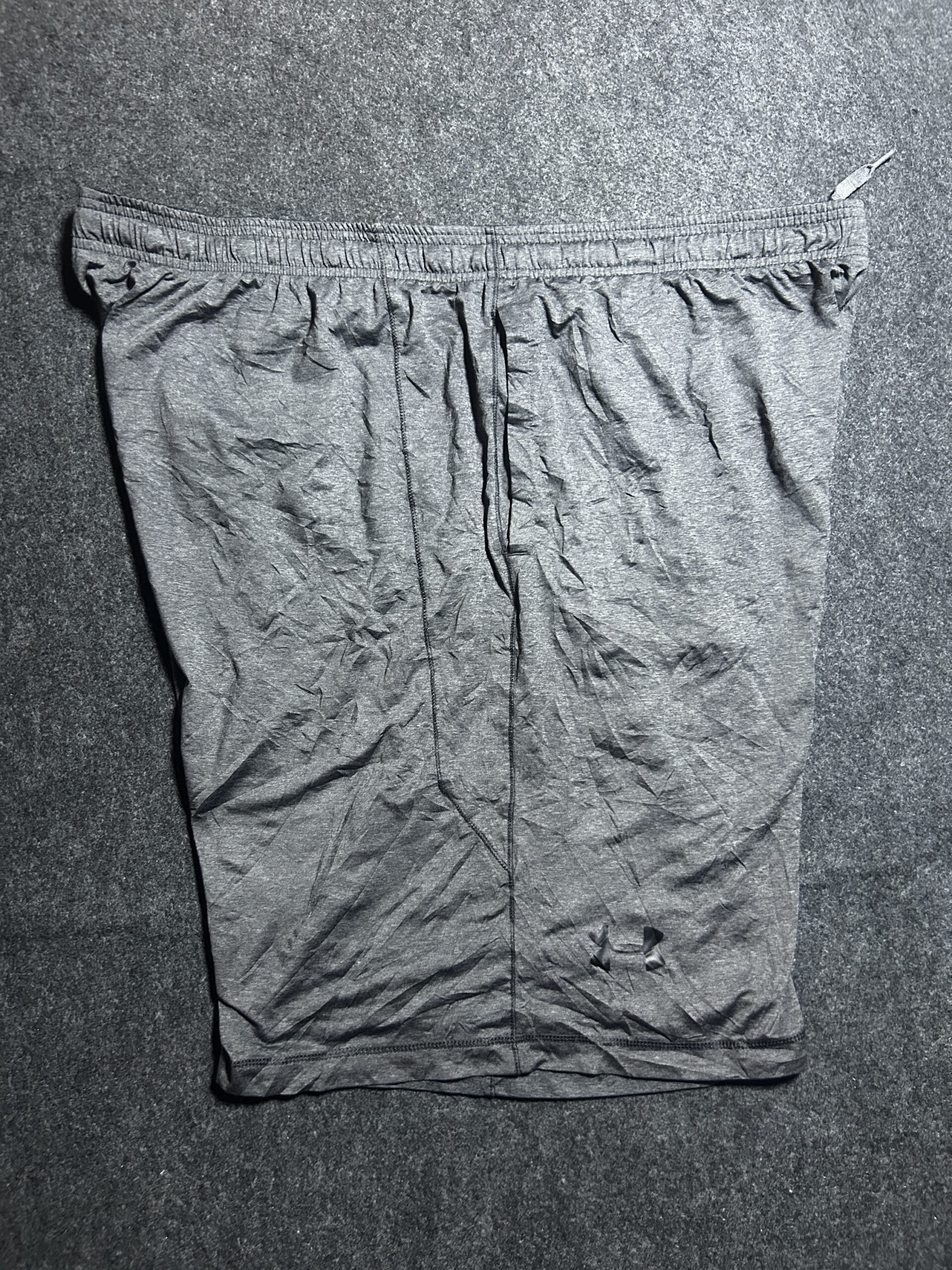 Under Armour Training Shorts detail view
