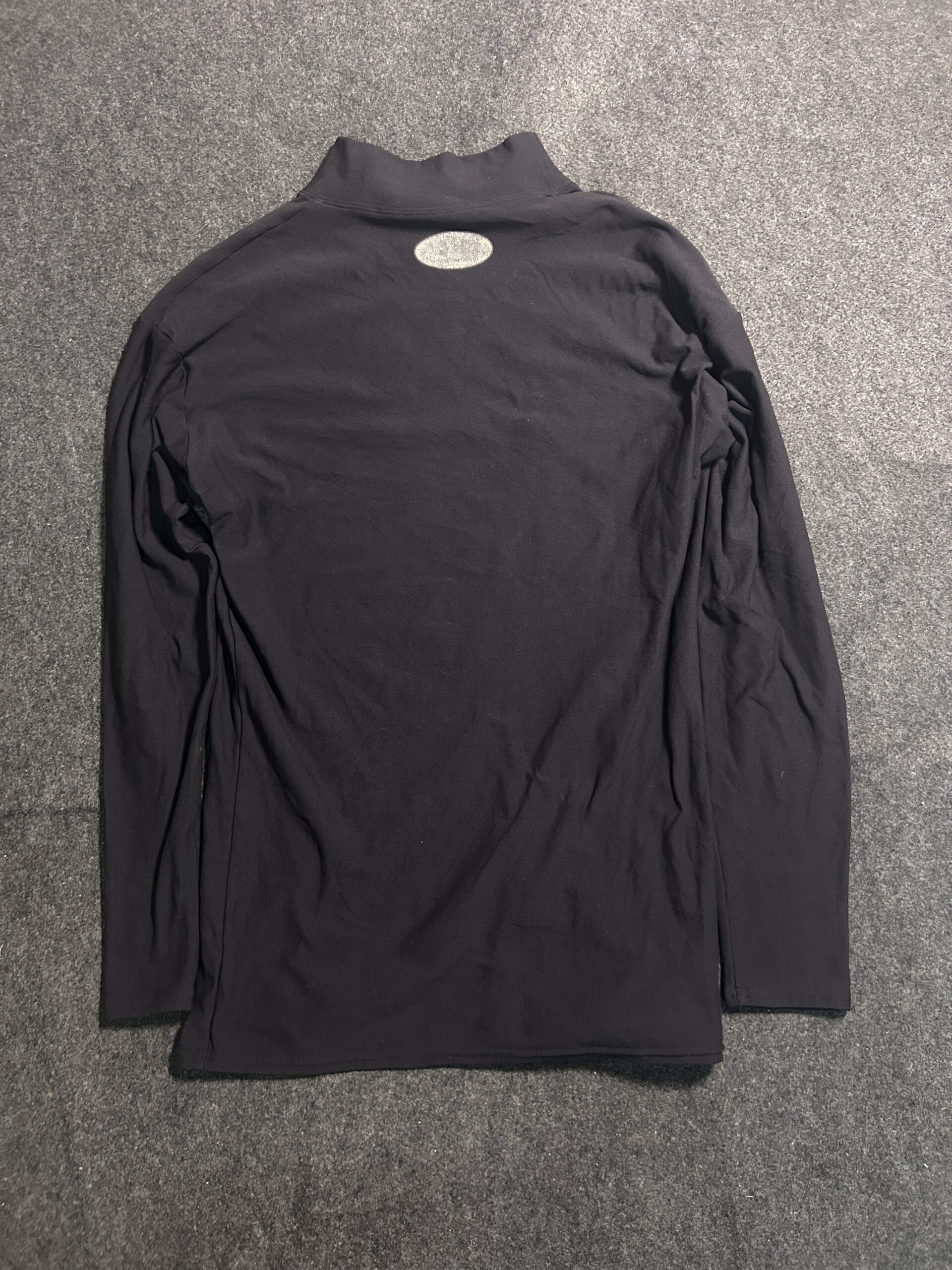 Under Armour Black T-Shirt detail view