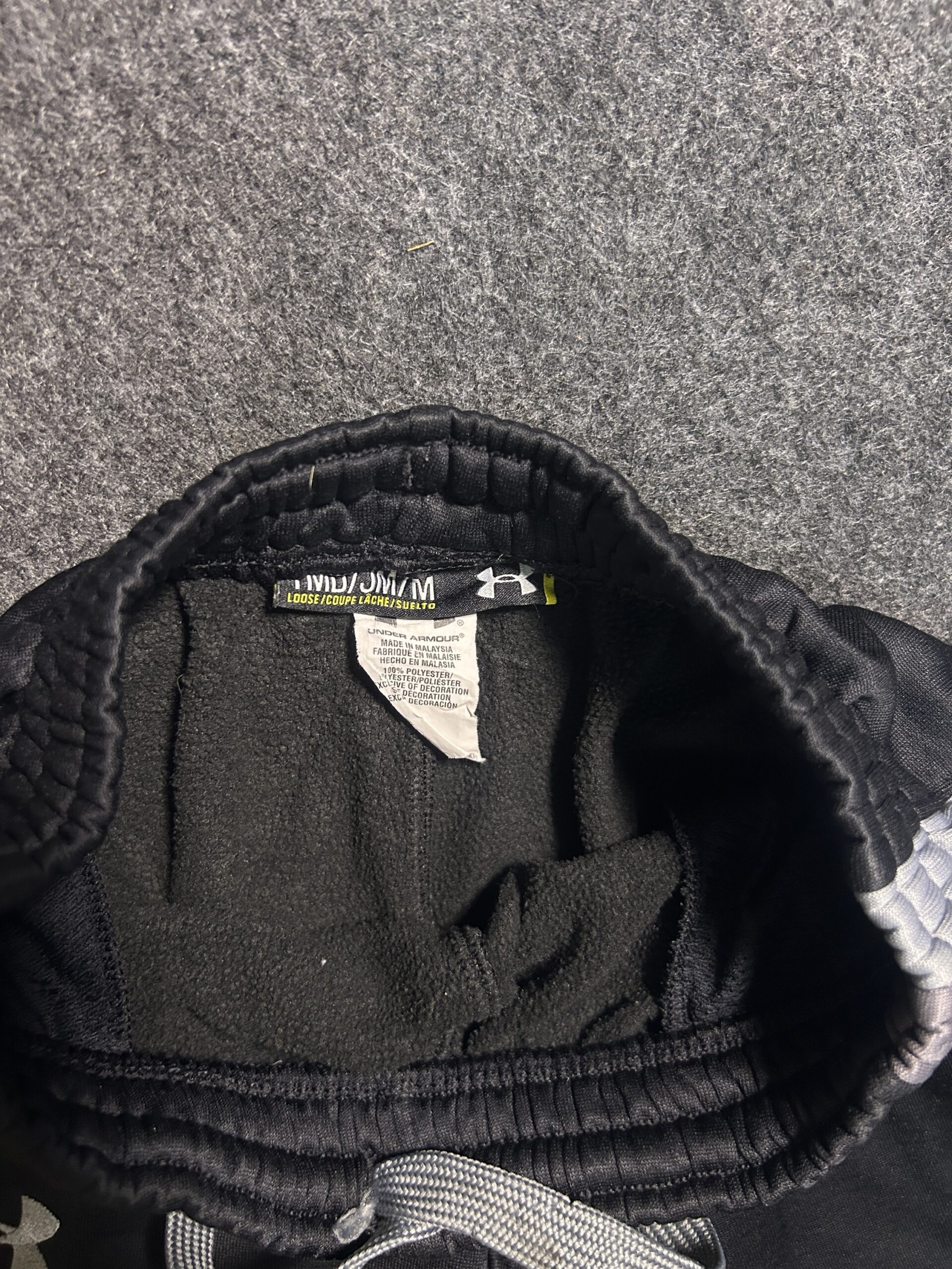 Under Armour Black Shorts detail view