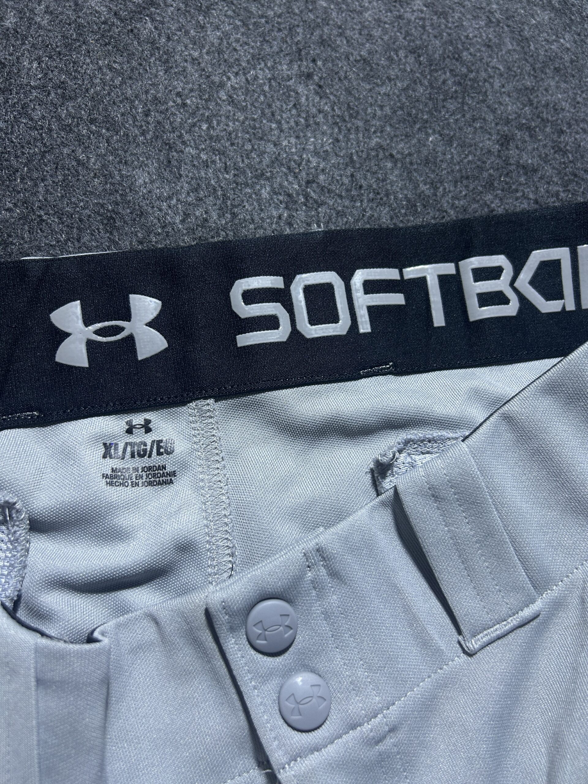 Under Armour Grey Shorts detail view