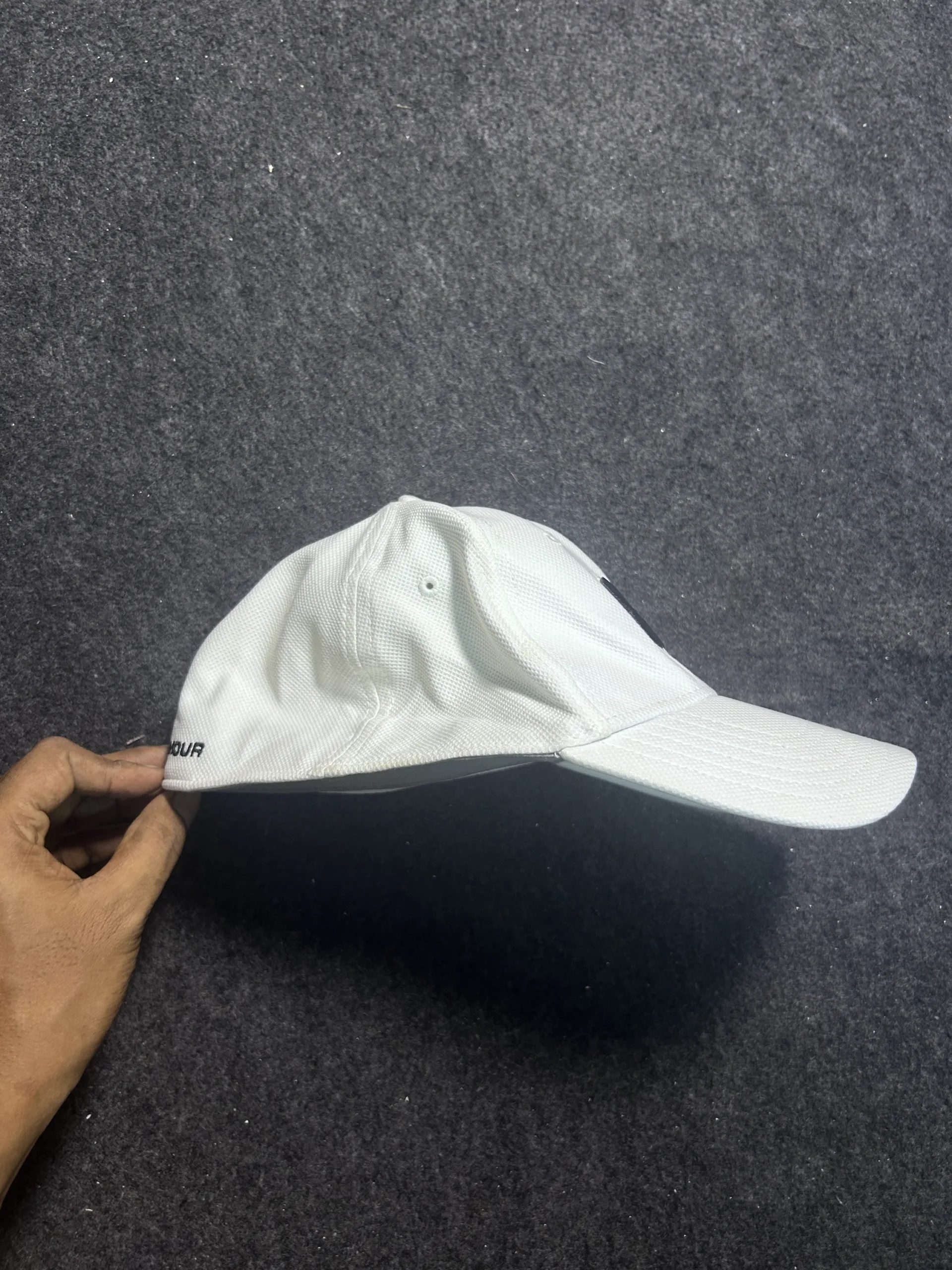 Under Armour White simple detail view