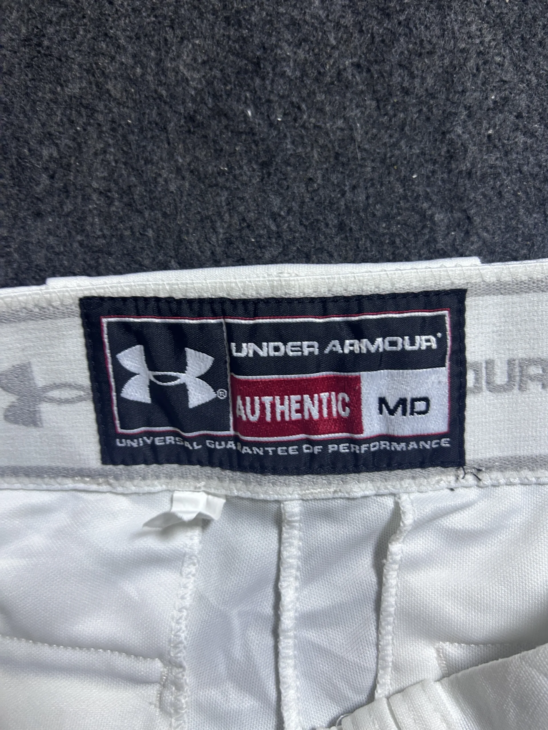 Under Armour White Pants detail view