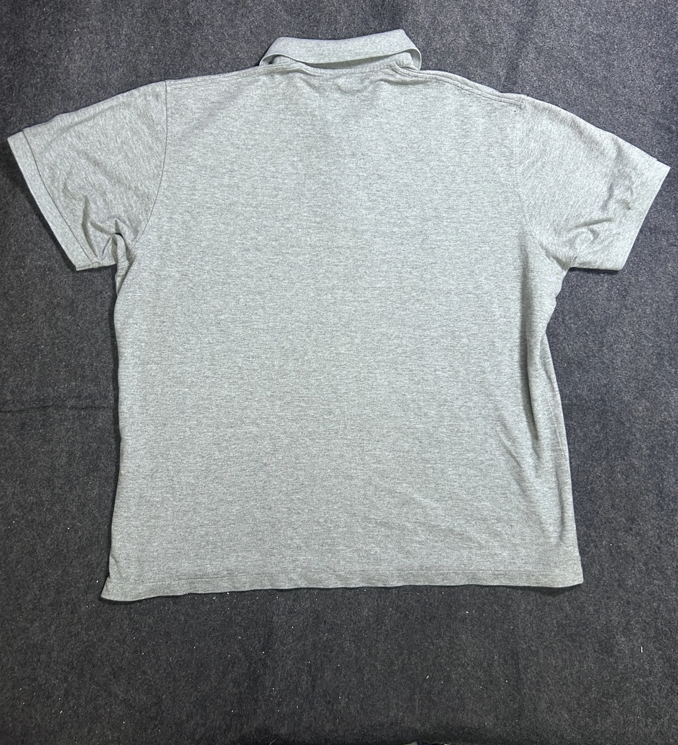 Uniqlo Grey T-Shirt detail view