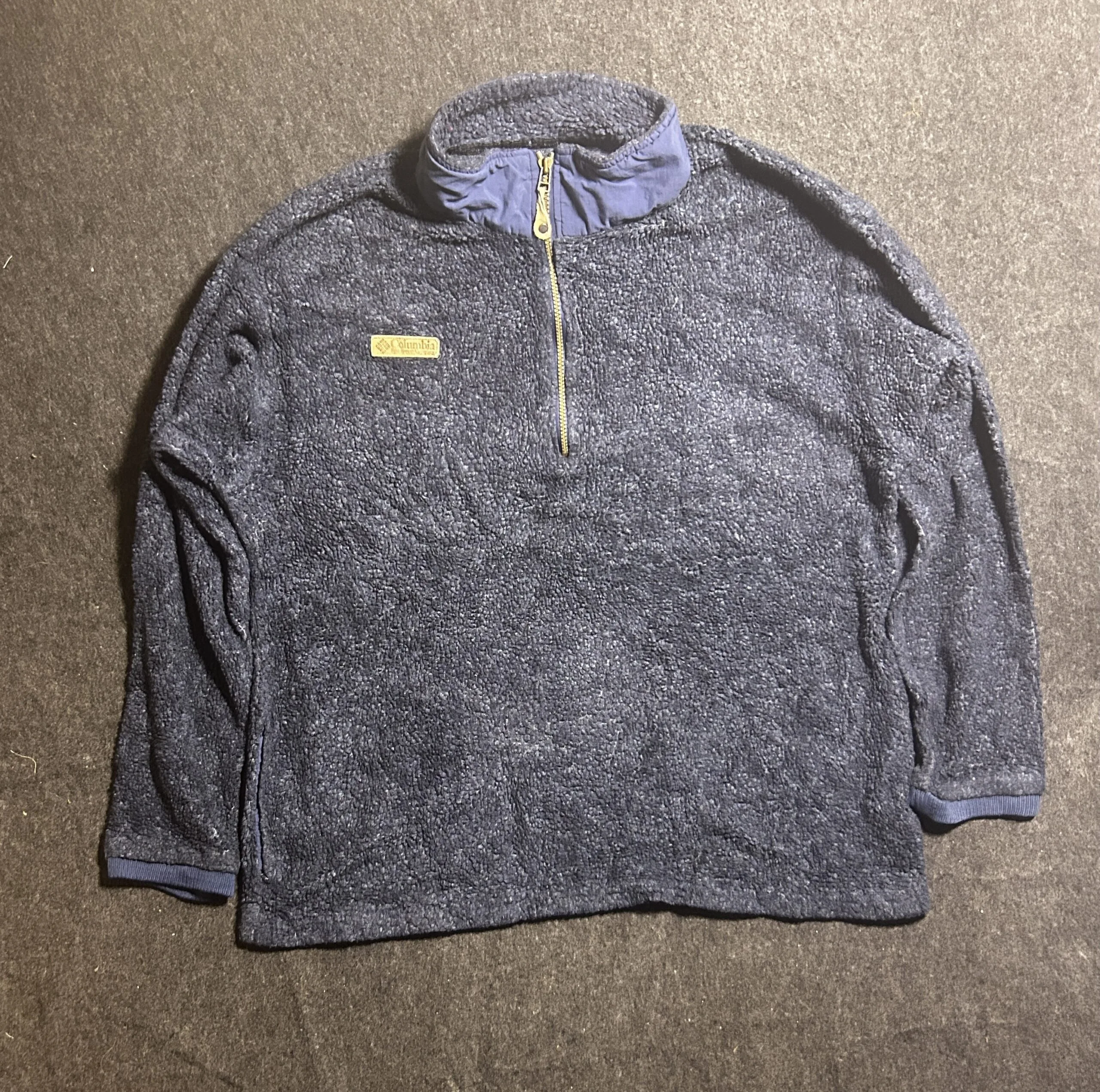 Columbia Navy simple front view