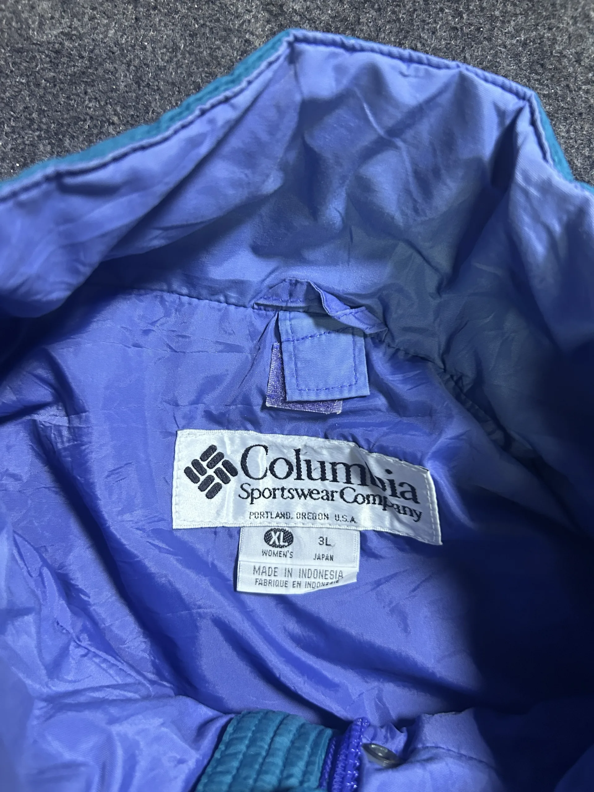 Columbia Blue Windbreaker Jacket alternate view