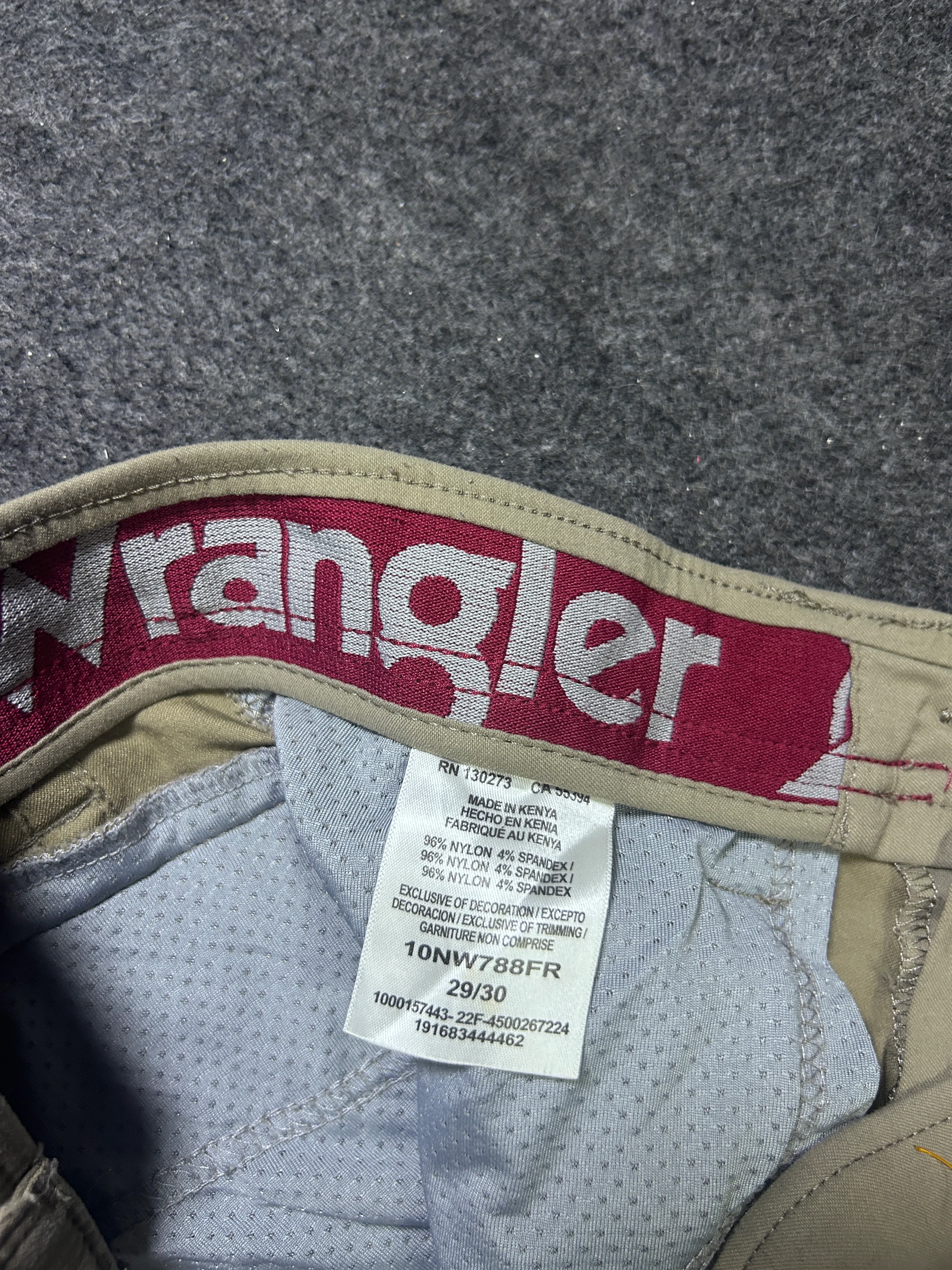 Wrangler Khaki Cargo Pants alternate view